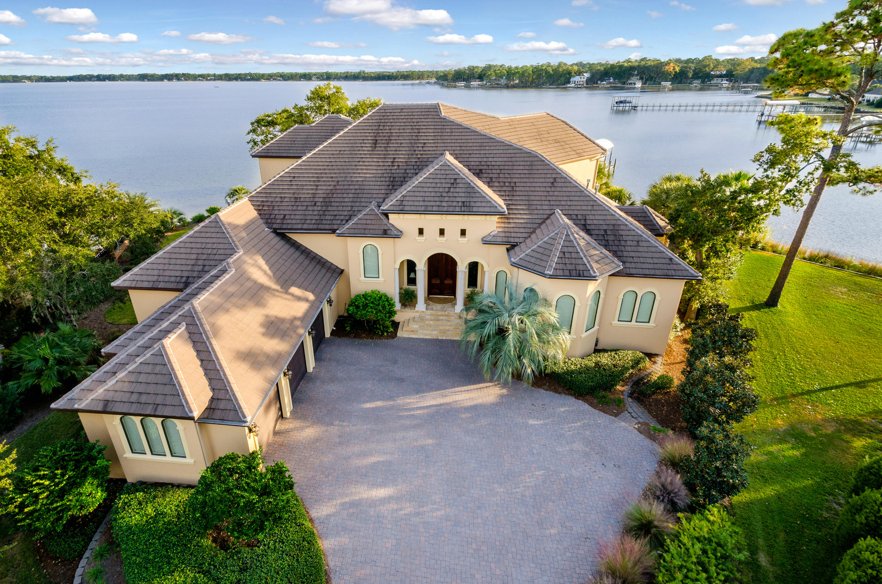 DRIFTWOOD ESTATES - Residential