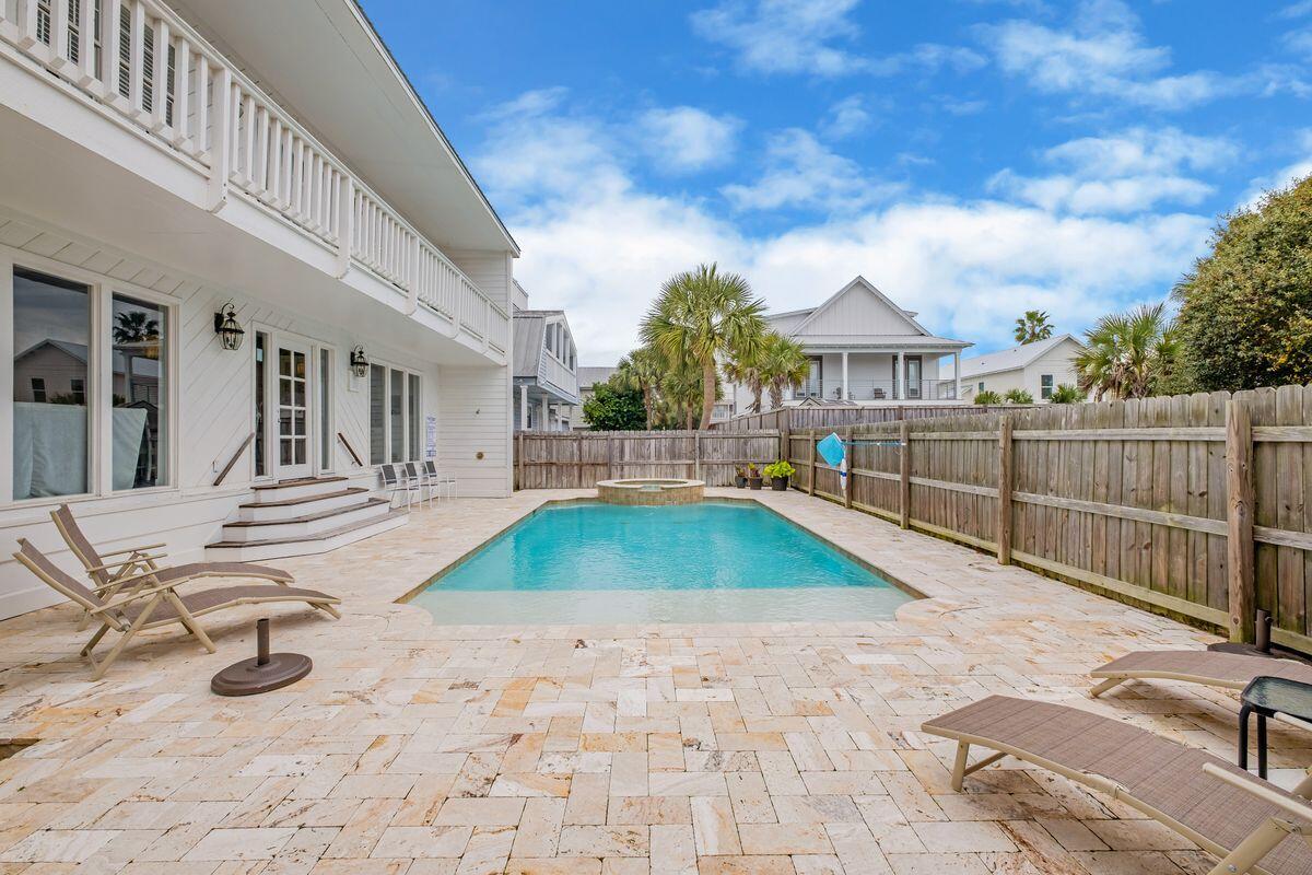 CRYSTAL BEACH - Residential
