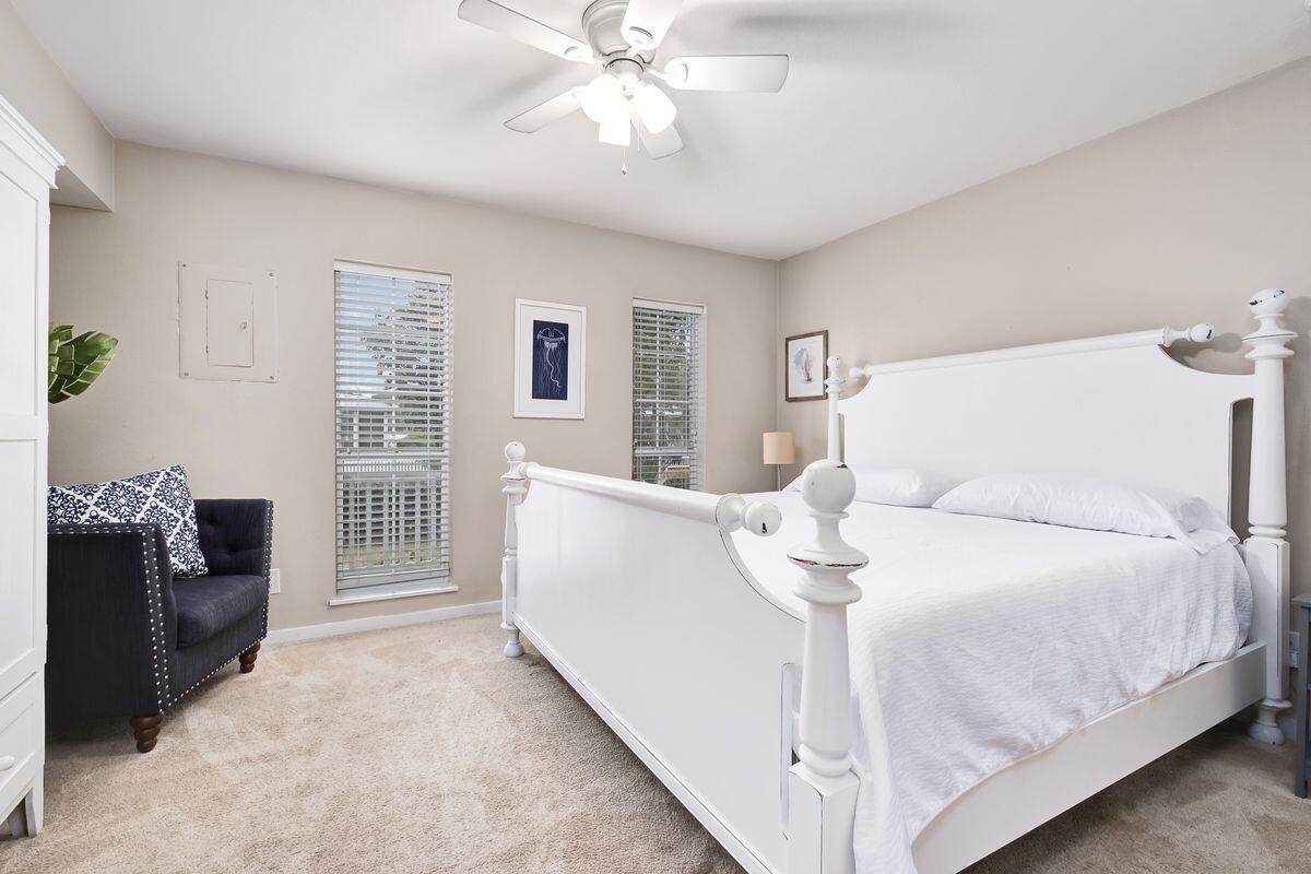 CRYSTAL BEACH - Residential