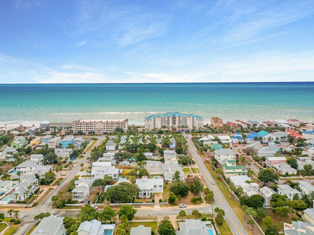 CRYSTAL BEACH - Residential