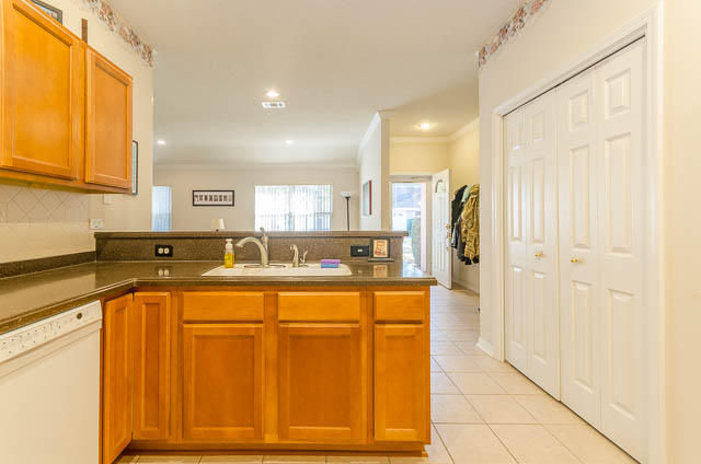 NORTH RIDGE GARDENS - Residential