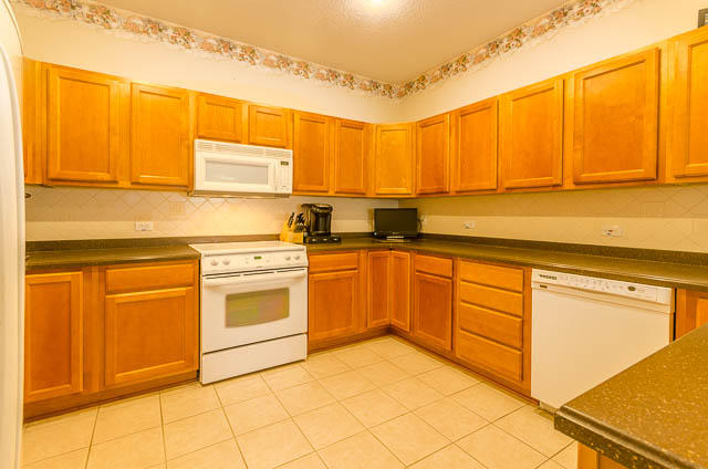 NORTH RIDGE GARDENS - Residential