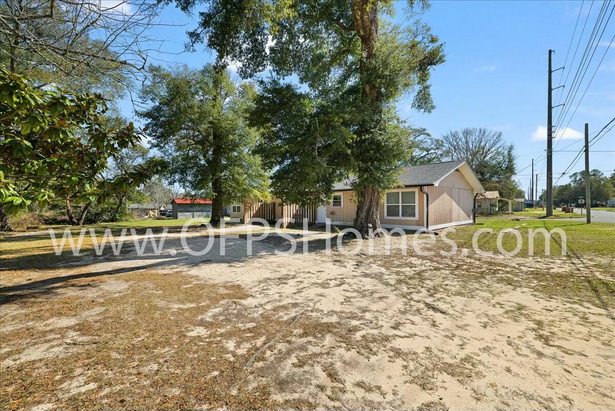 CRESTVIEW - Residential Lease