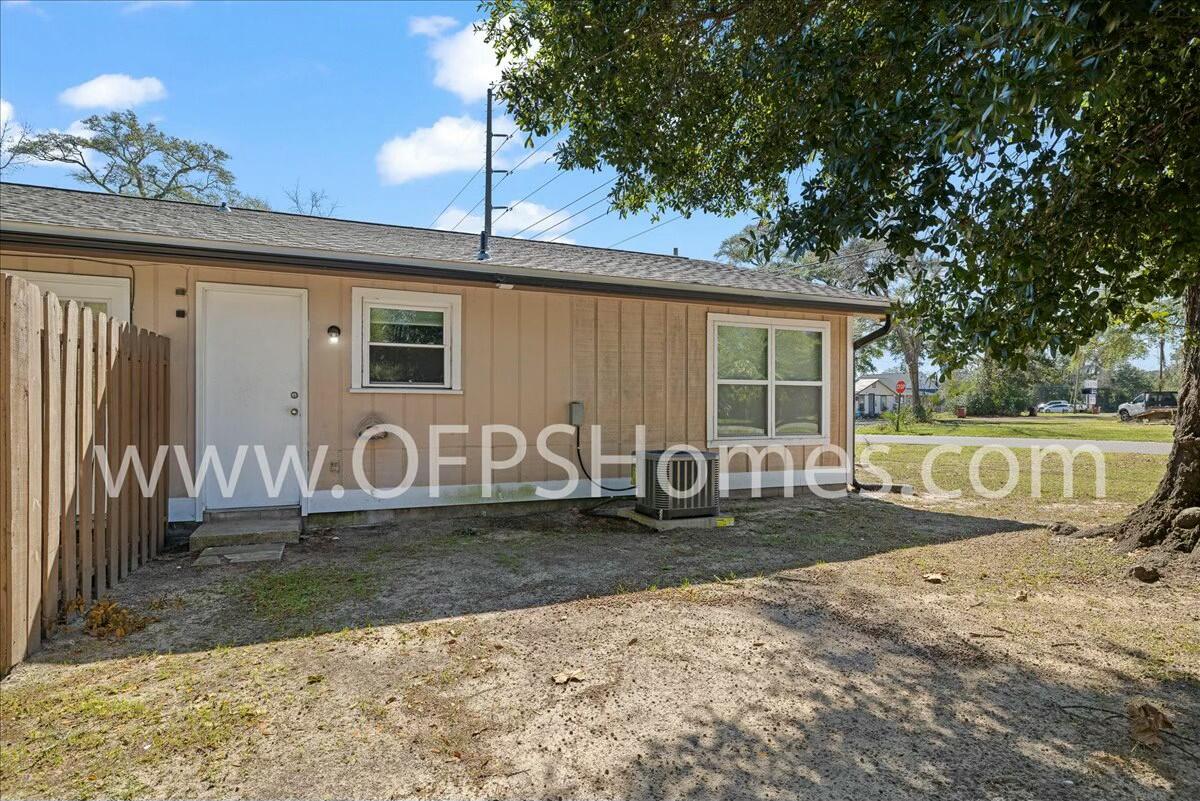CRESTVIEW - Residential Lease