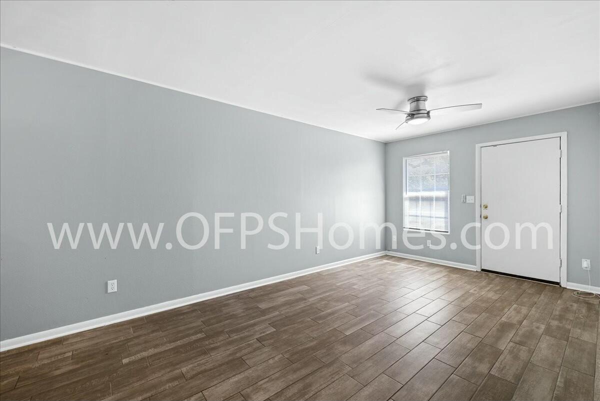 CRESTVIEW - Residential Lease