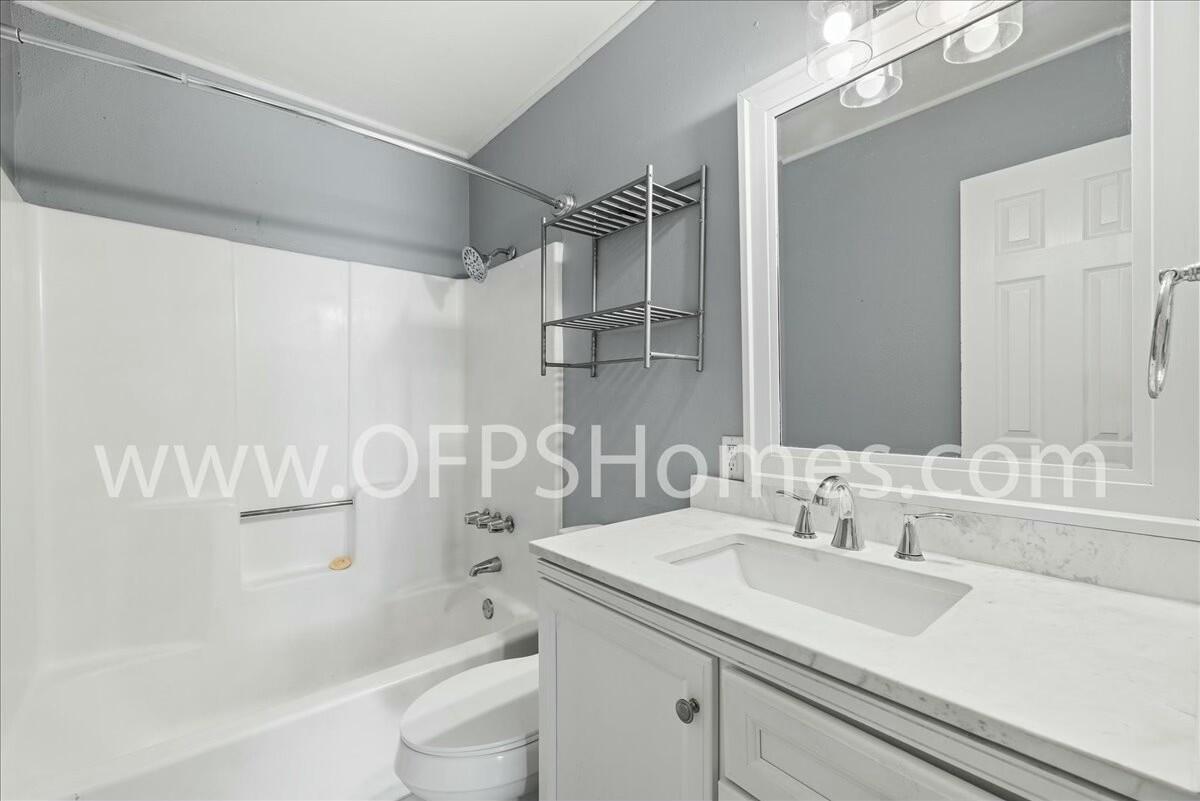 CRESTVIEW - Residential Lease