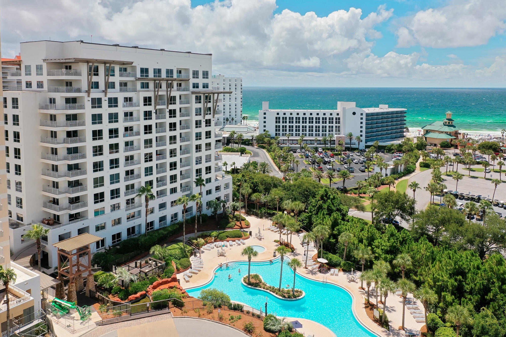 LUAU II - Residential