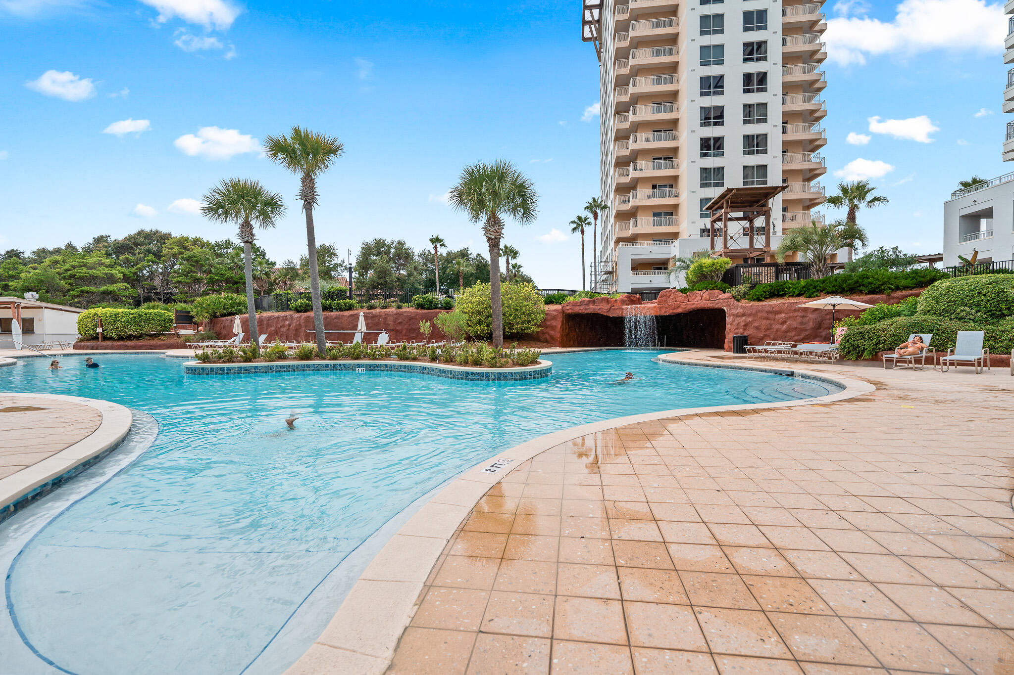 LUAU II - Residential