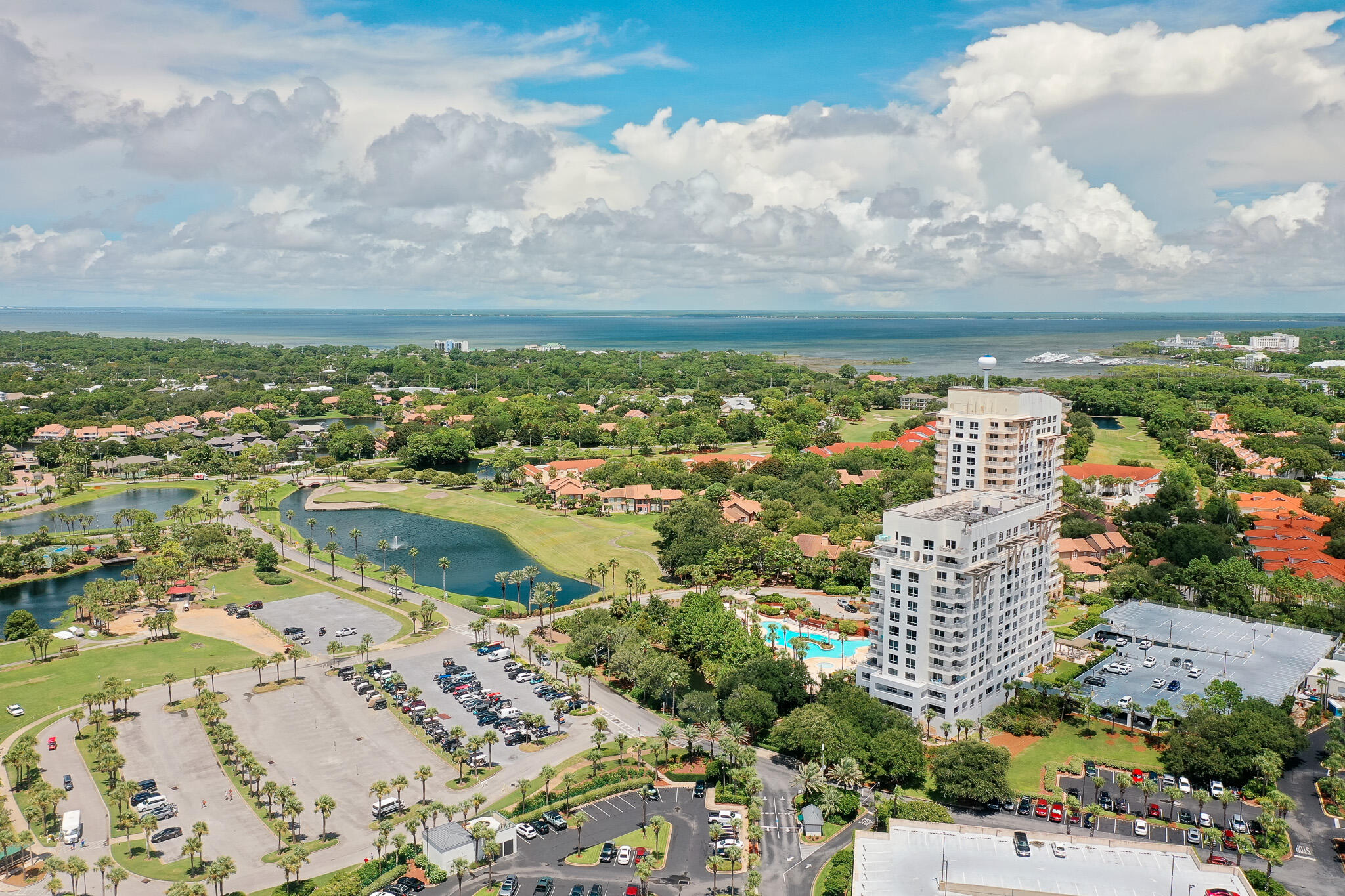 LUAU II - Residential