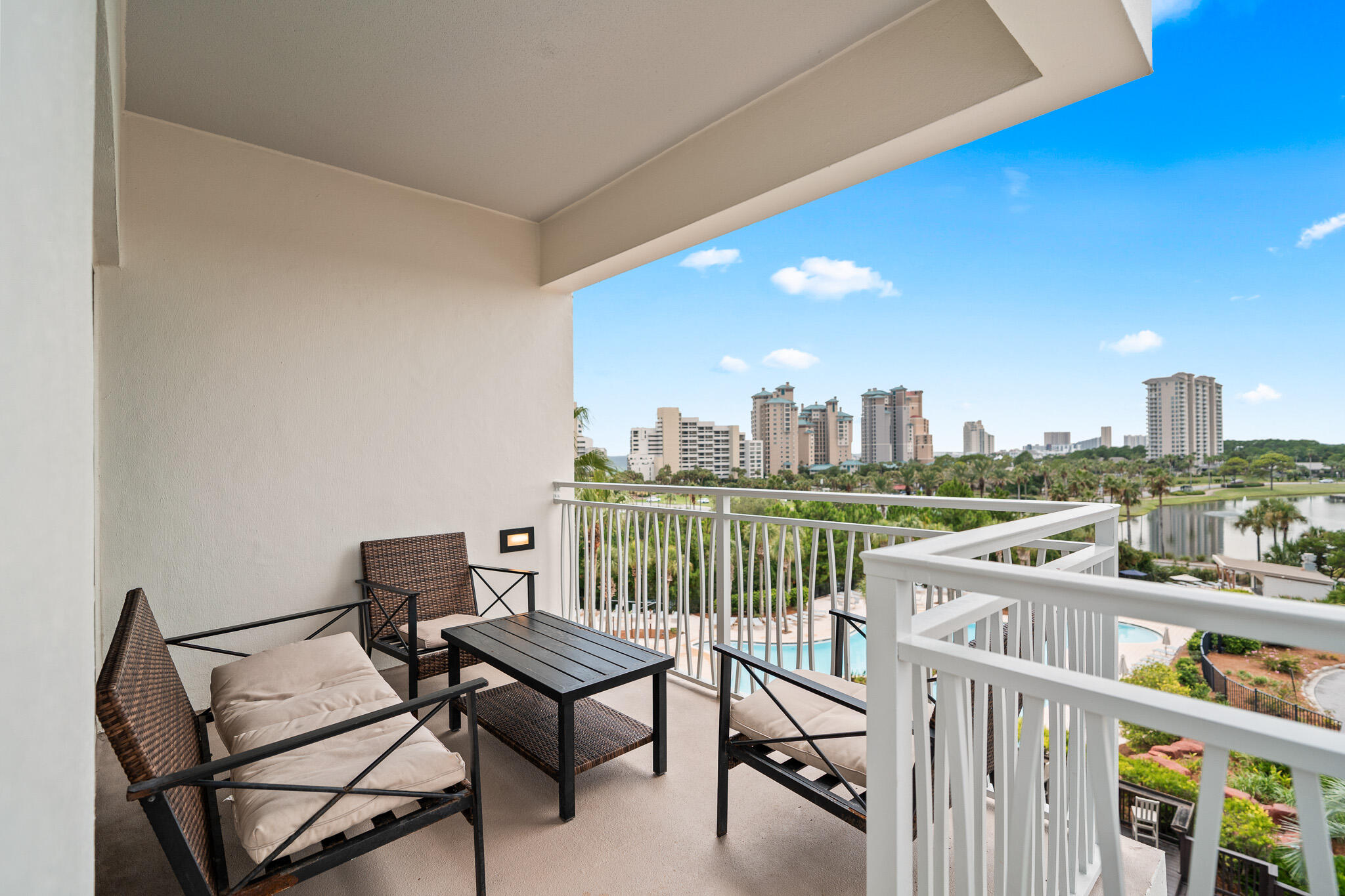 LUAU II - Residential