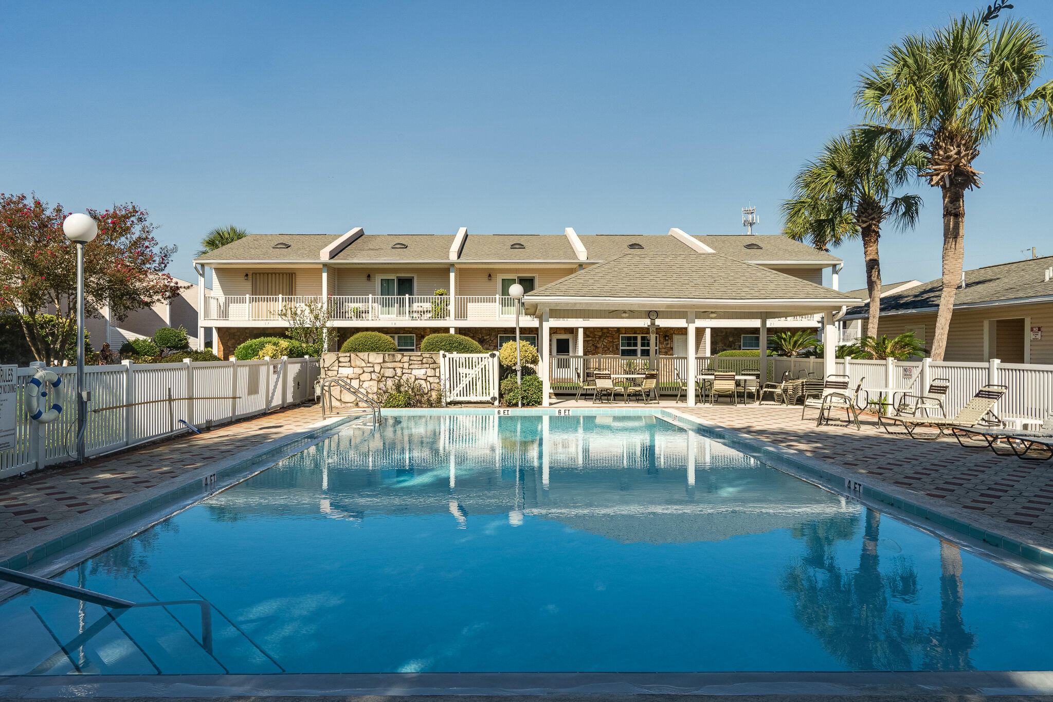 WOODLAND SHORES T/H PH I - Residential