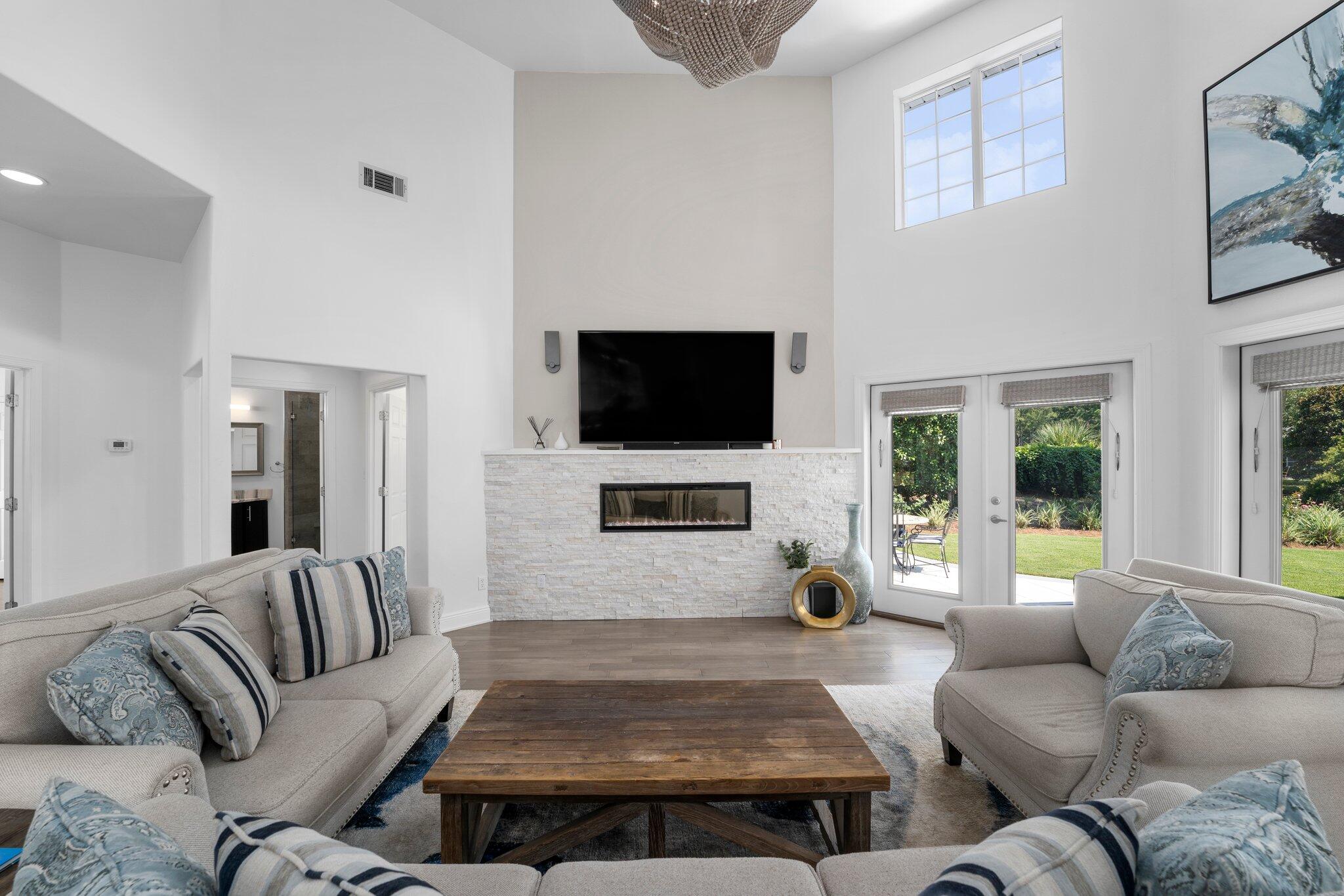 TROON DRIVE - Residential