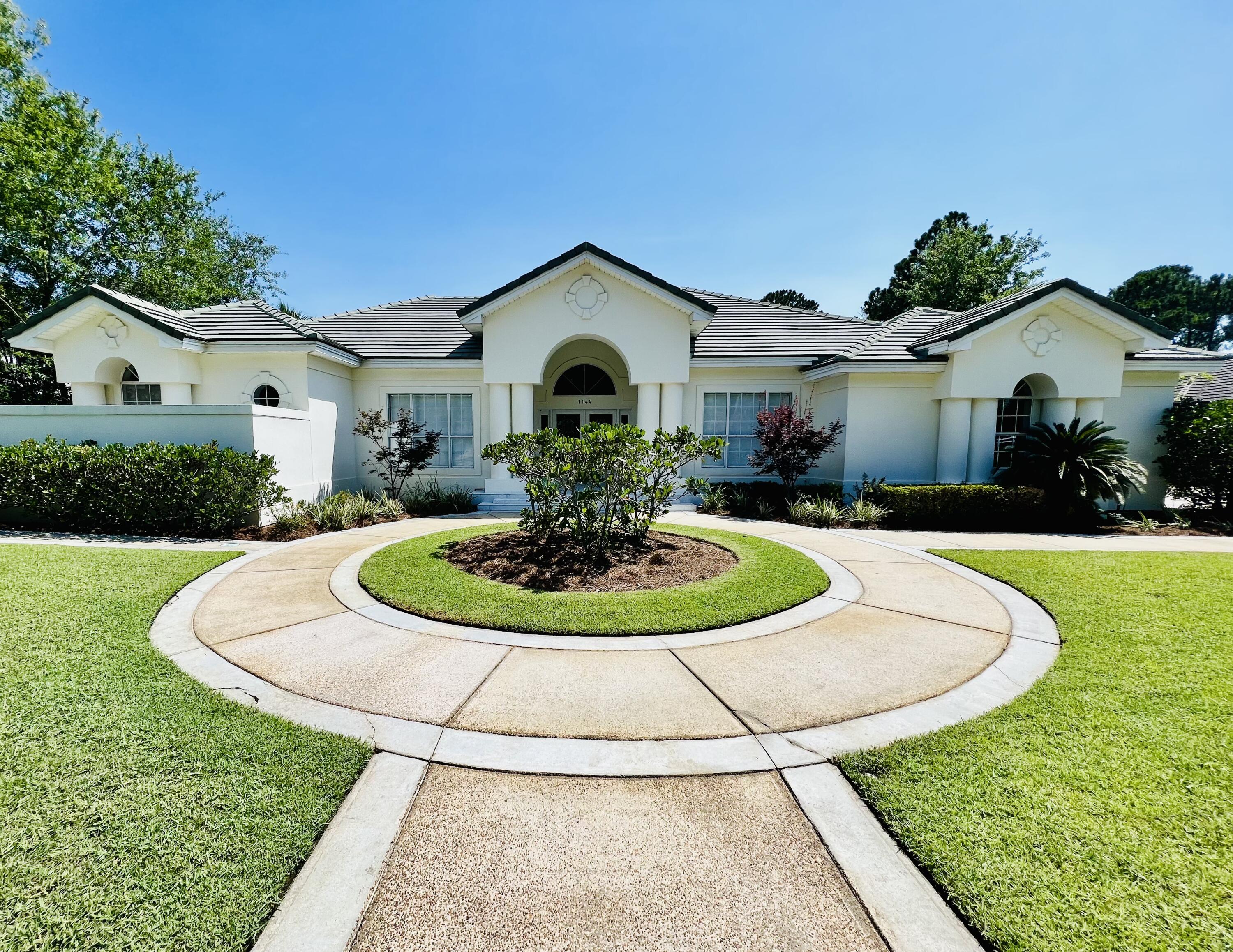 TROON DRIVE - Residential