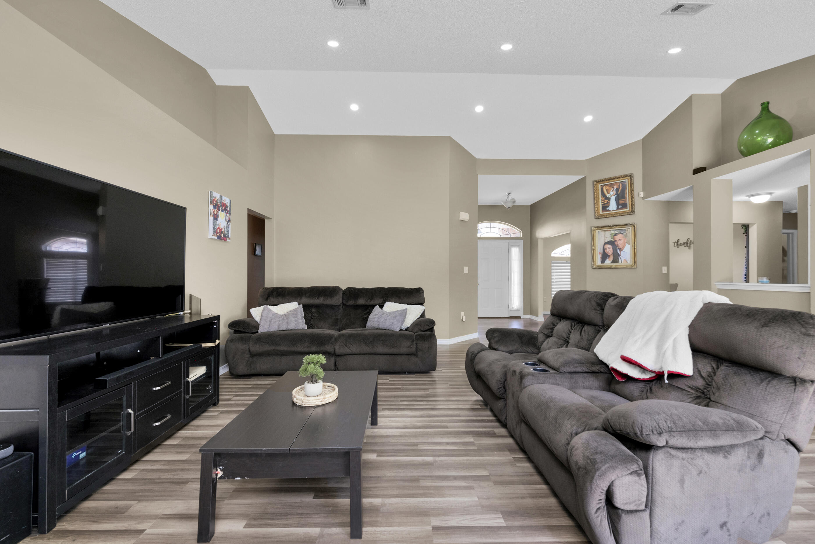 SILVER OAKS PH 2 - Residential