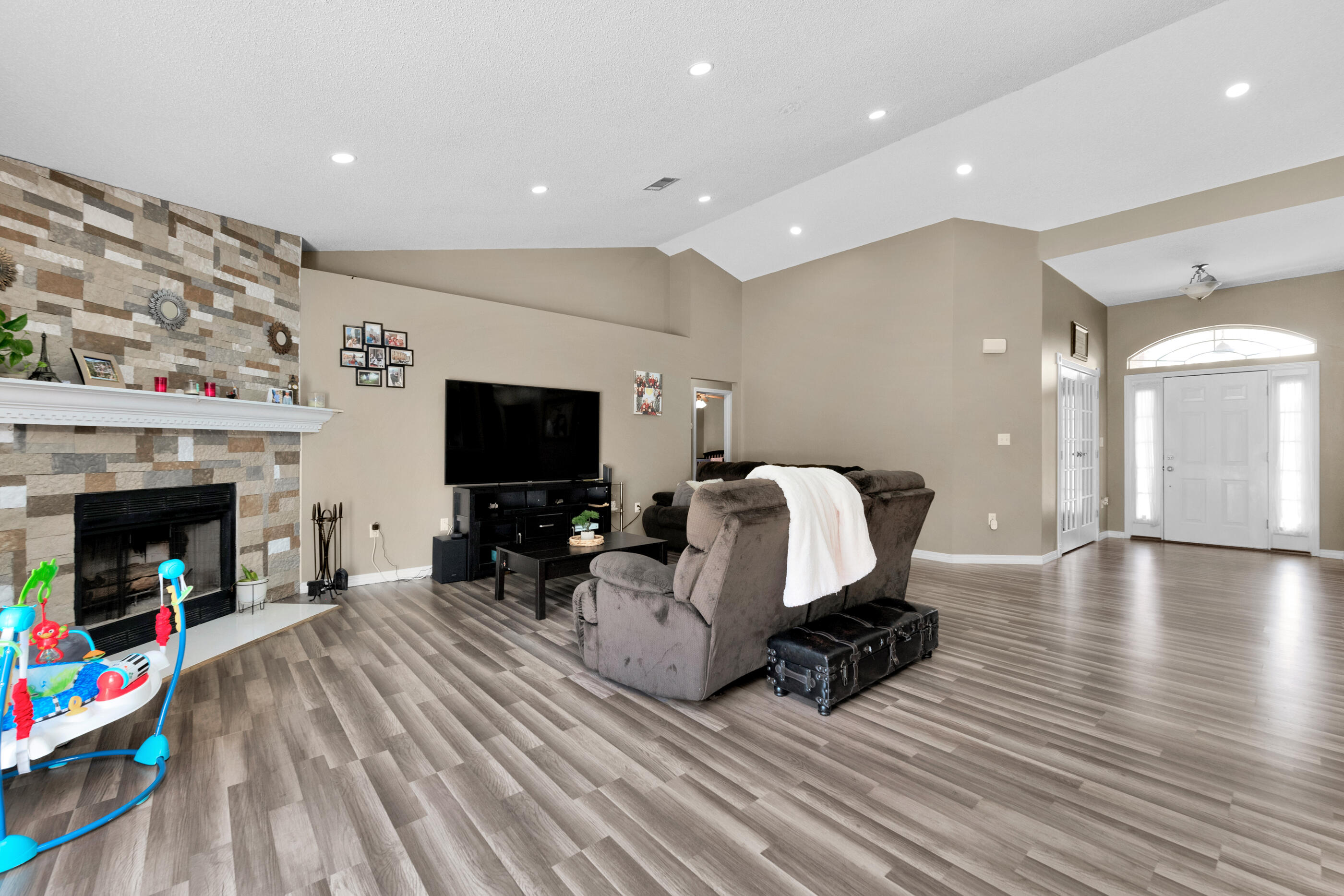 SILVER OAKS PH 2 - Residential