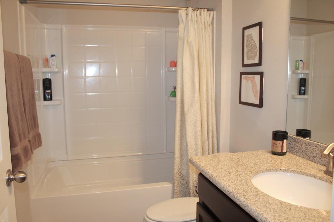 MAGNOLIA LAKE ESTATES PH 2 - Residential