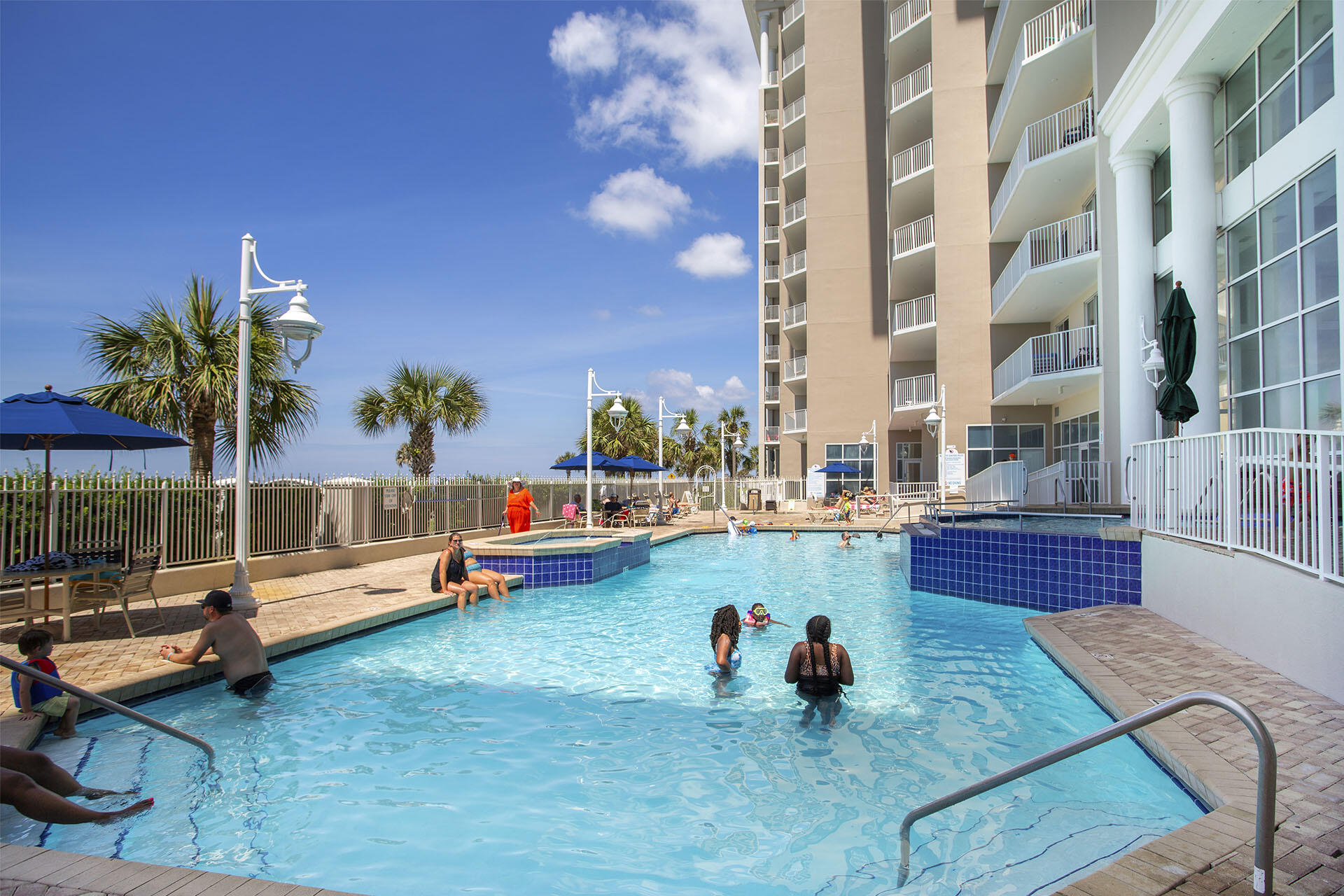 MAJESTIC SUN - Residential