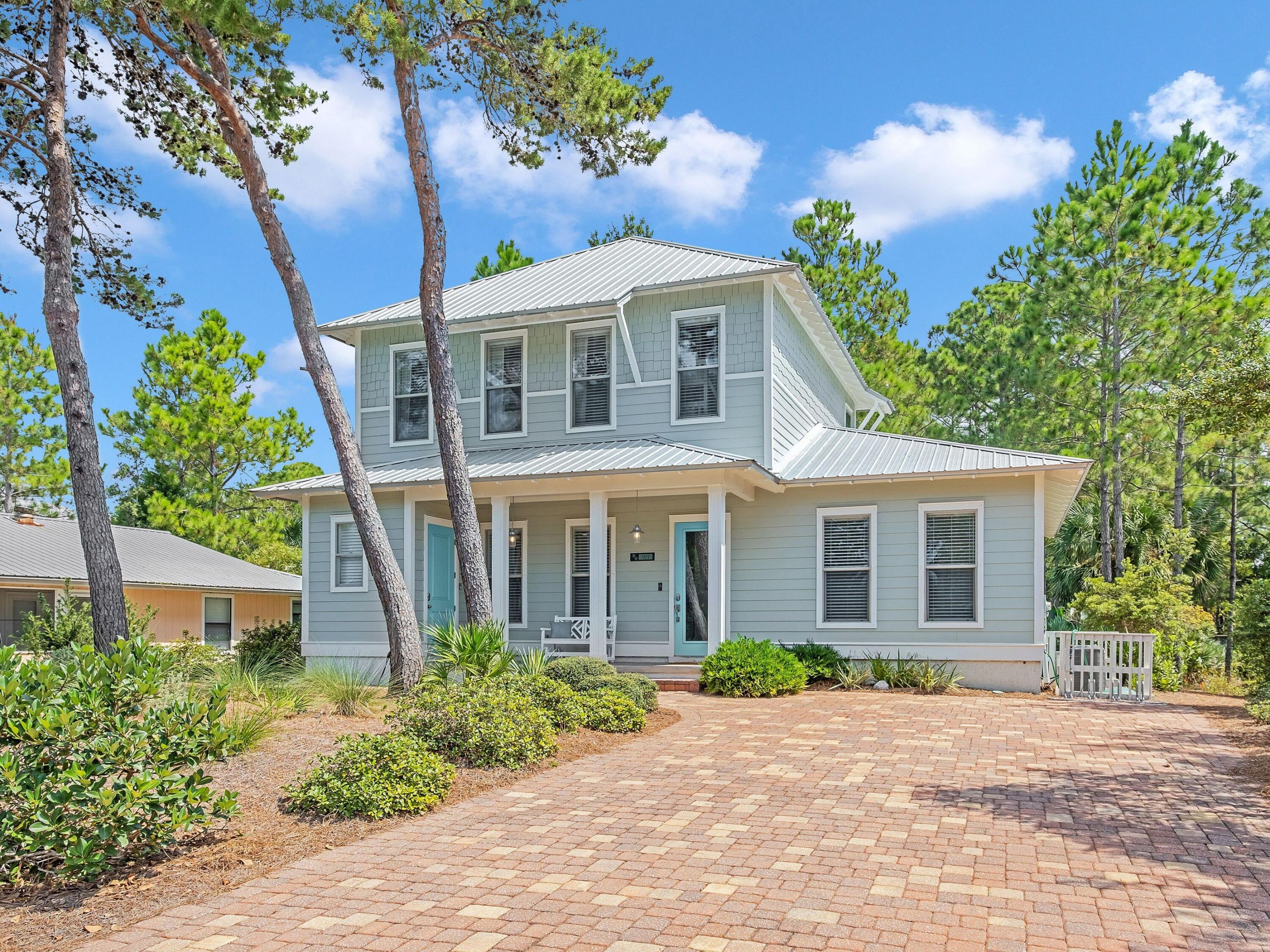 COTTAGES AT EASTERN LAKE - Residential