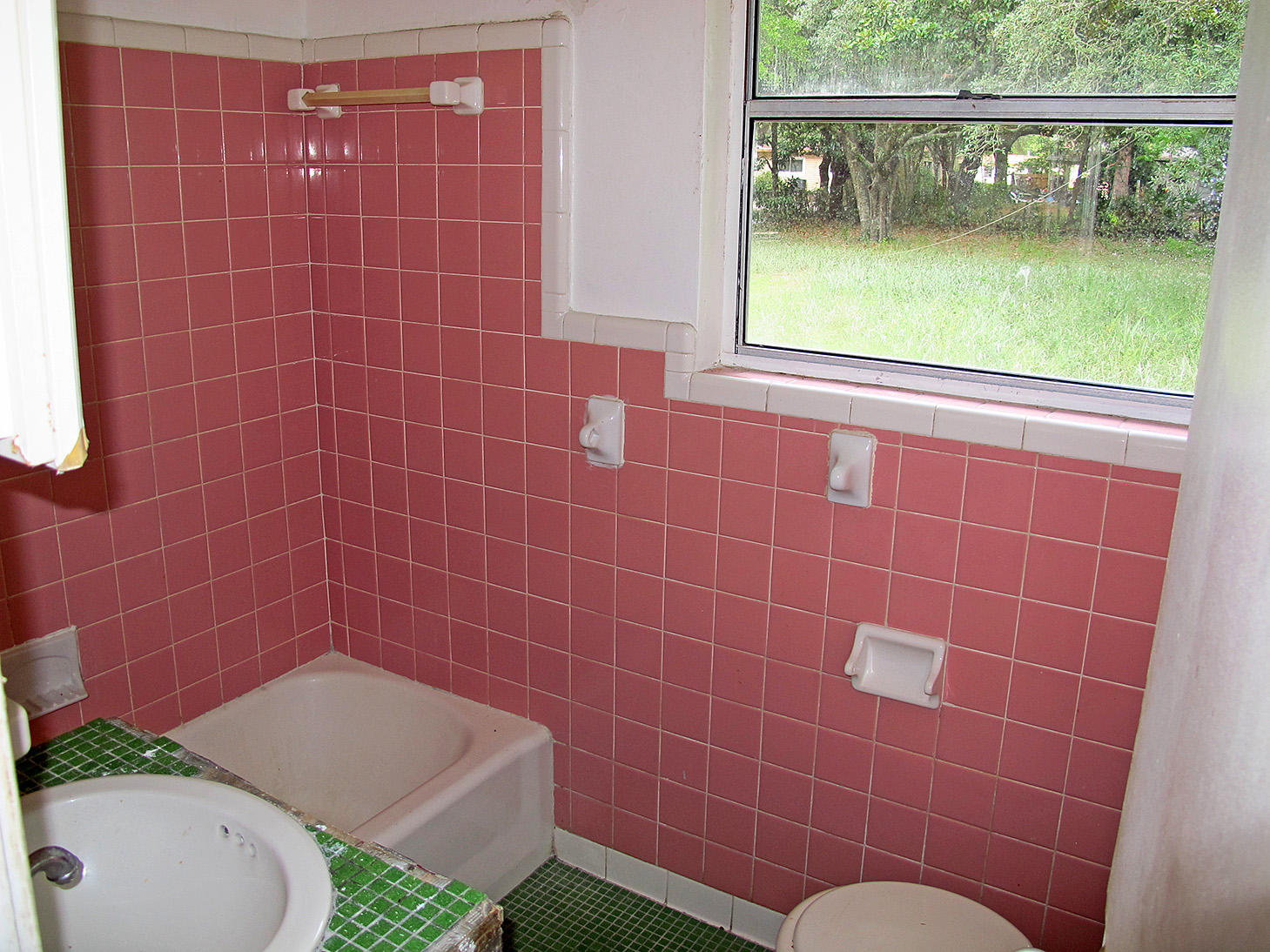 SEABREEZE 3RD ADDN - Residential