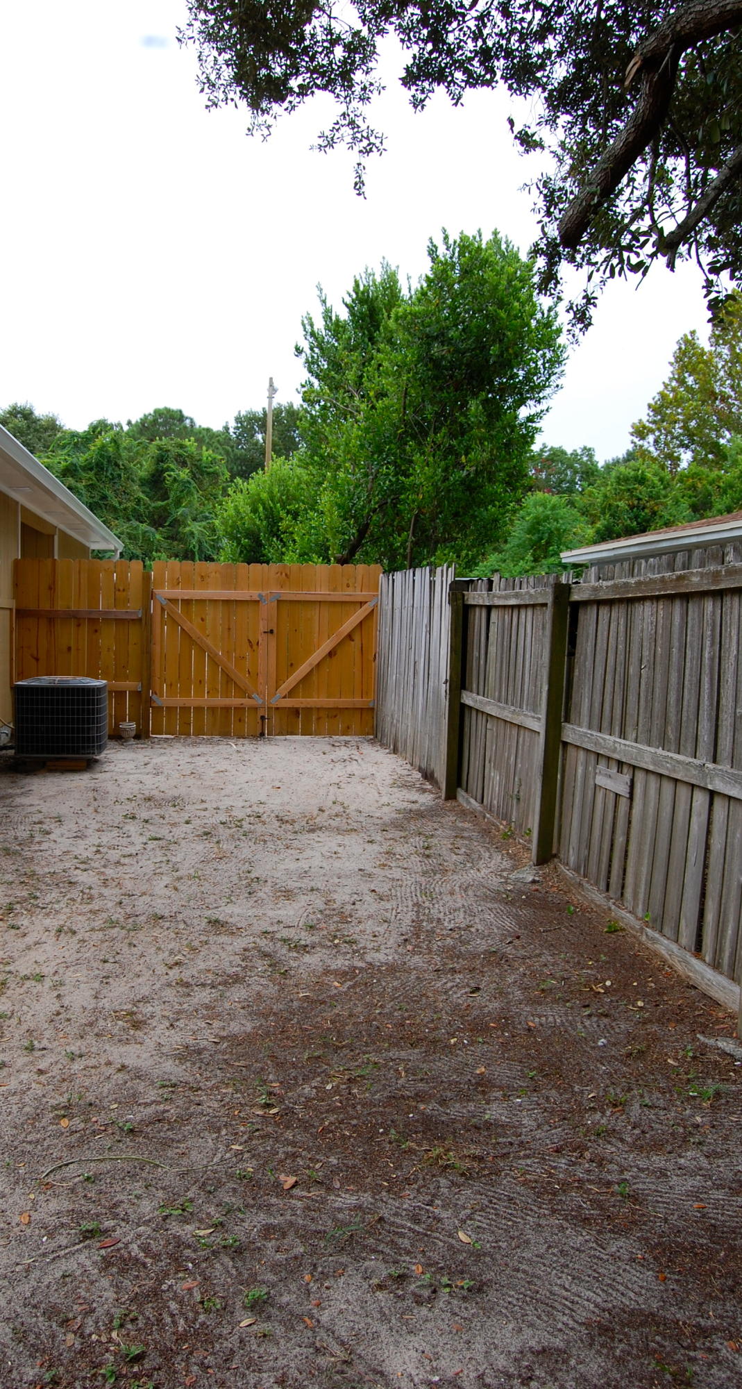 SANDALWOOD MANOR 1ST ADDN - Residential