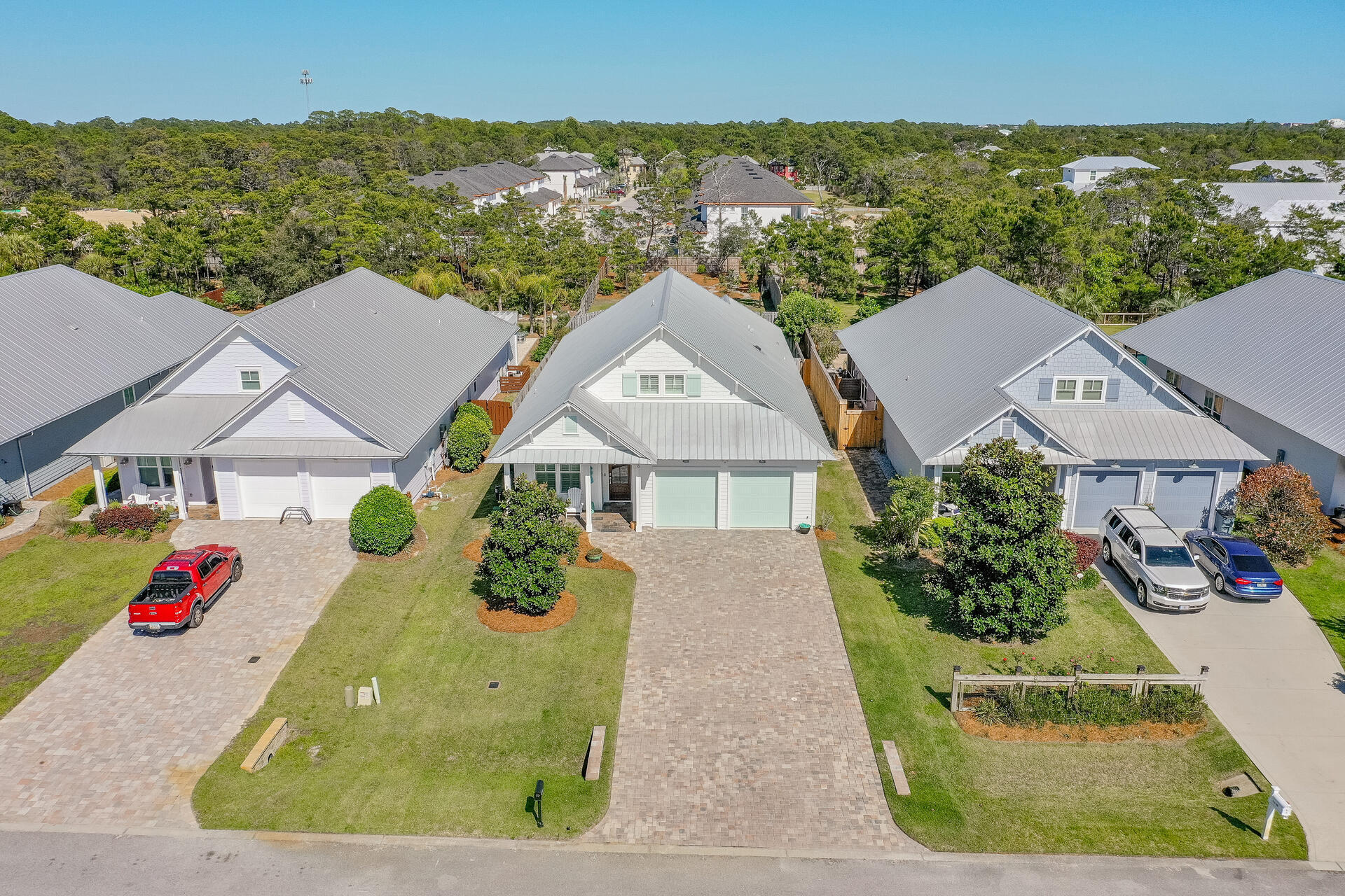 SPYGLASS HILL - Residential