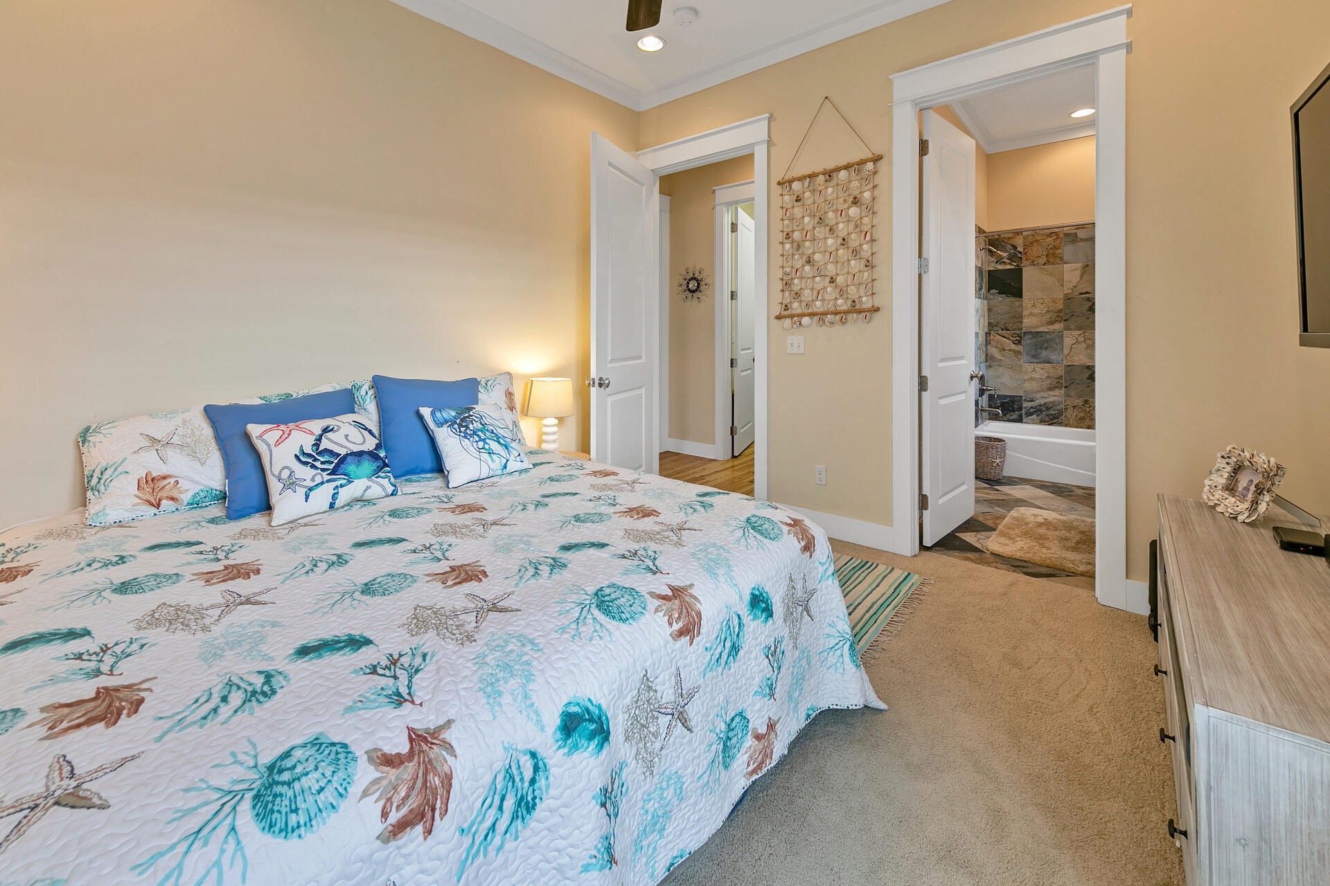 SPYGLASS HILL - Residential