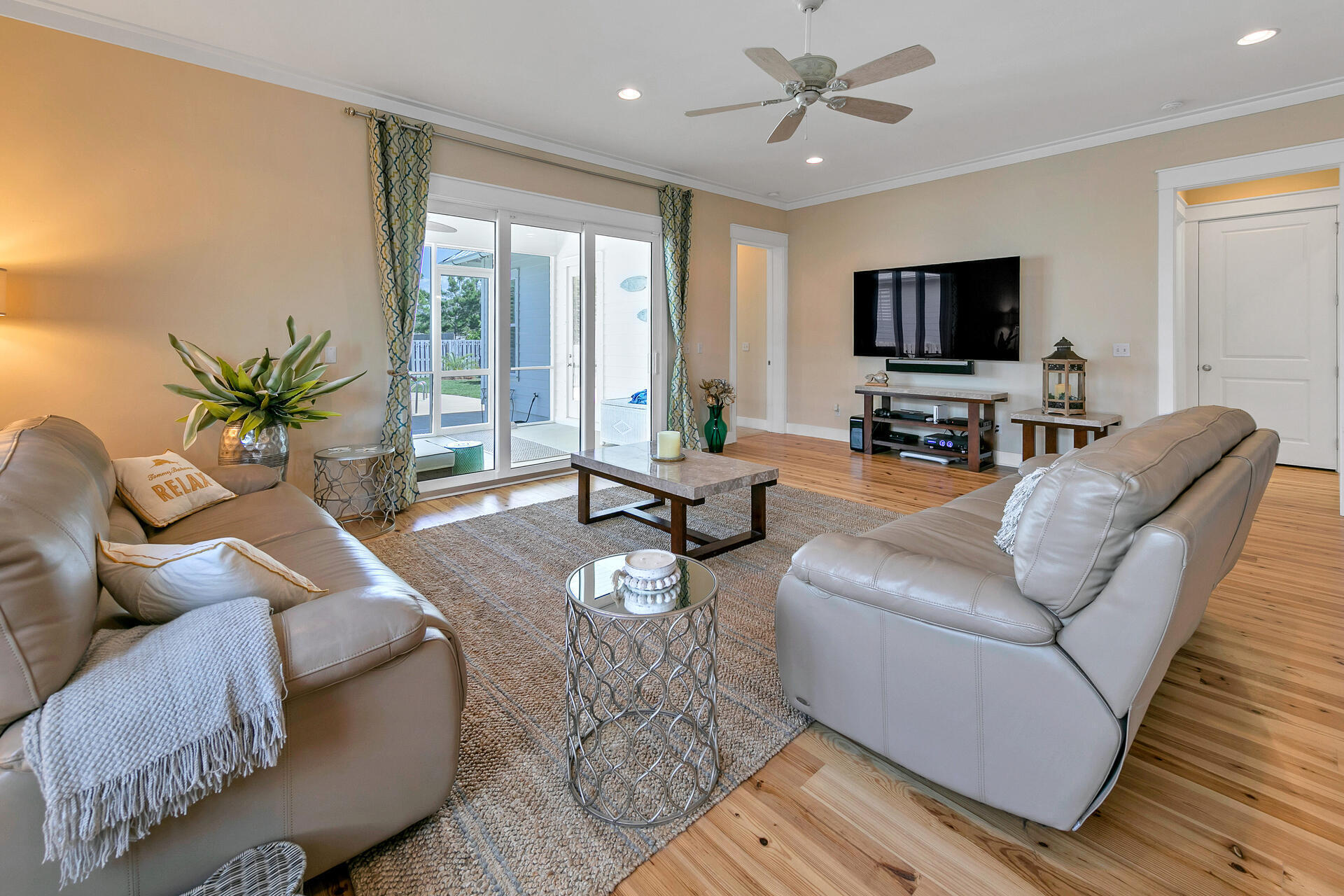 SPYGLASS HILL - Residential