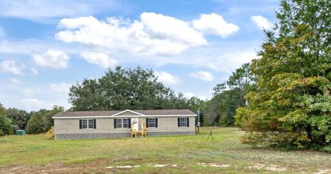 Photo of 4580 Rainbird Rise Road, Crestview, FL 32539 (MLS # 988793)