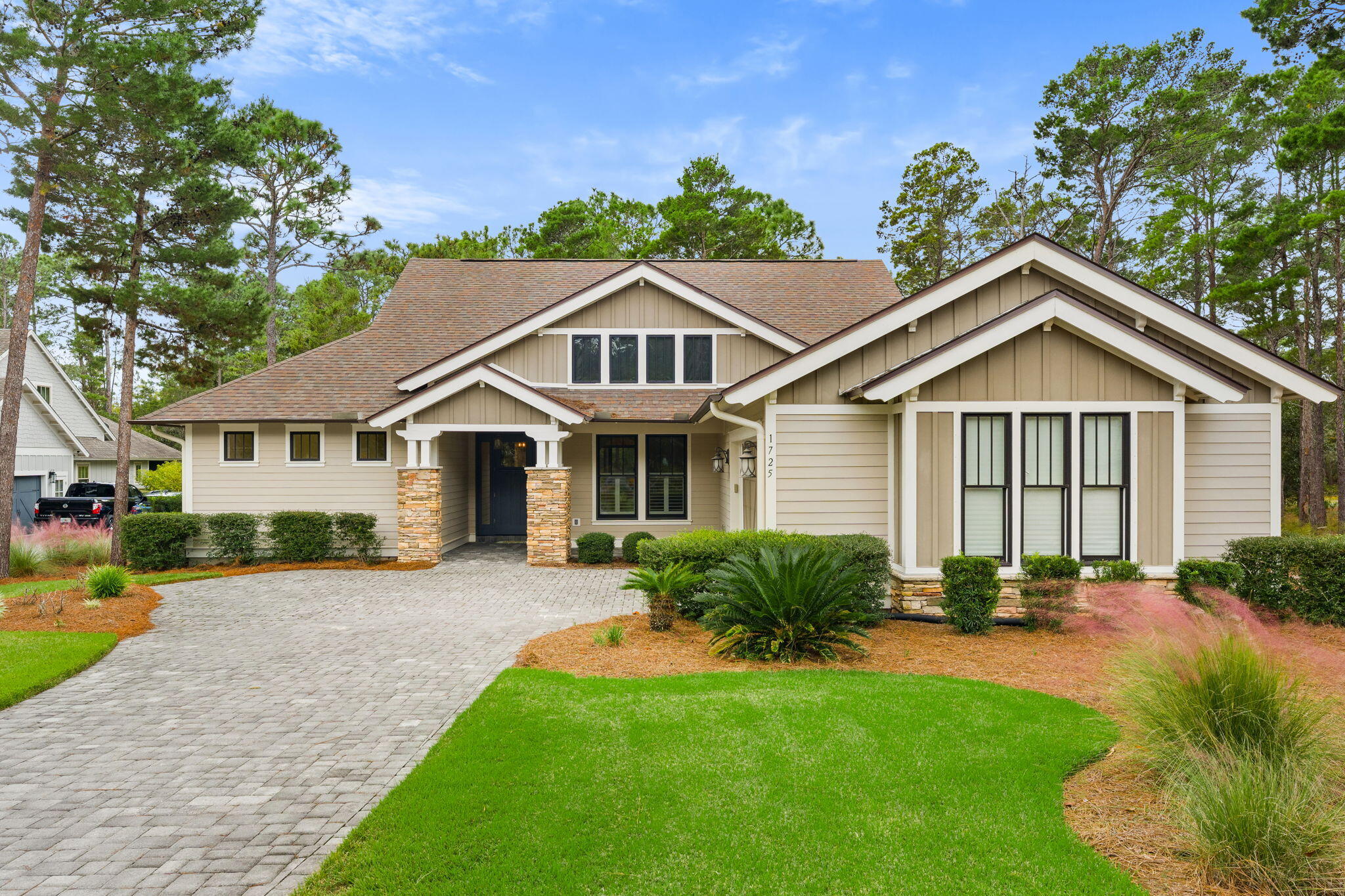 WILD HERON - Residential