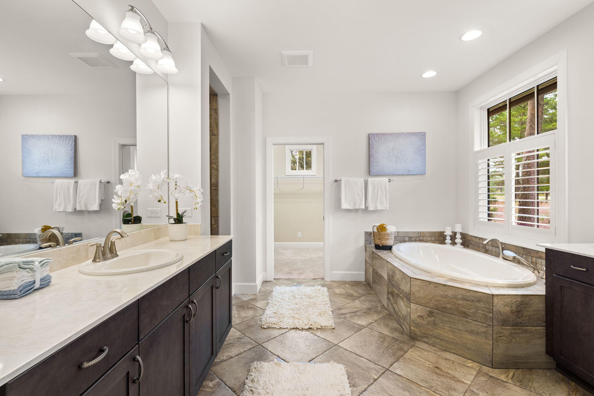 WILD HERON - Residential