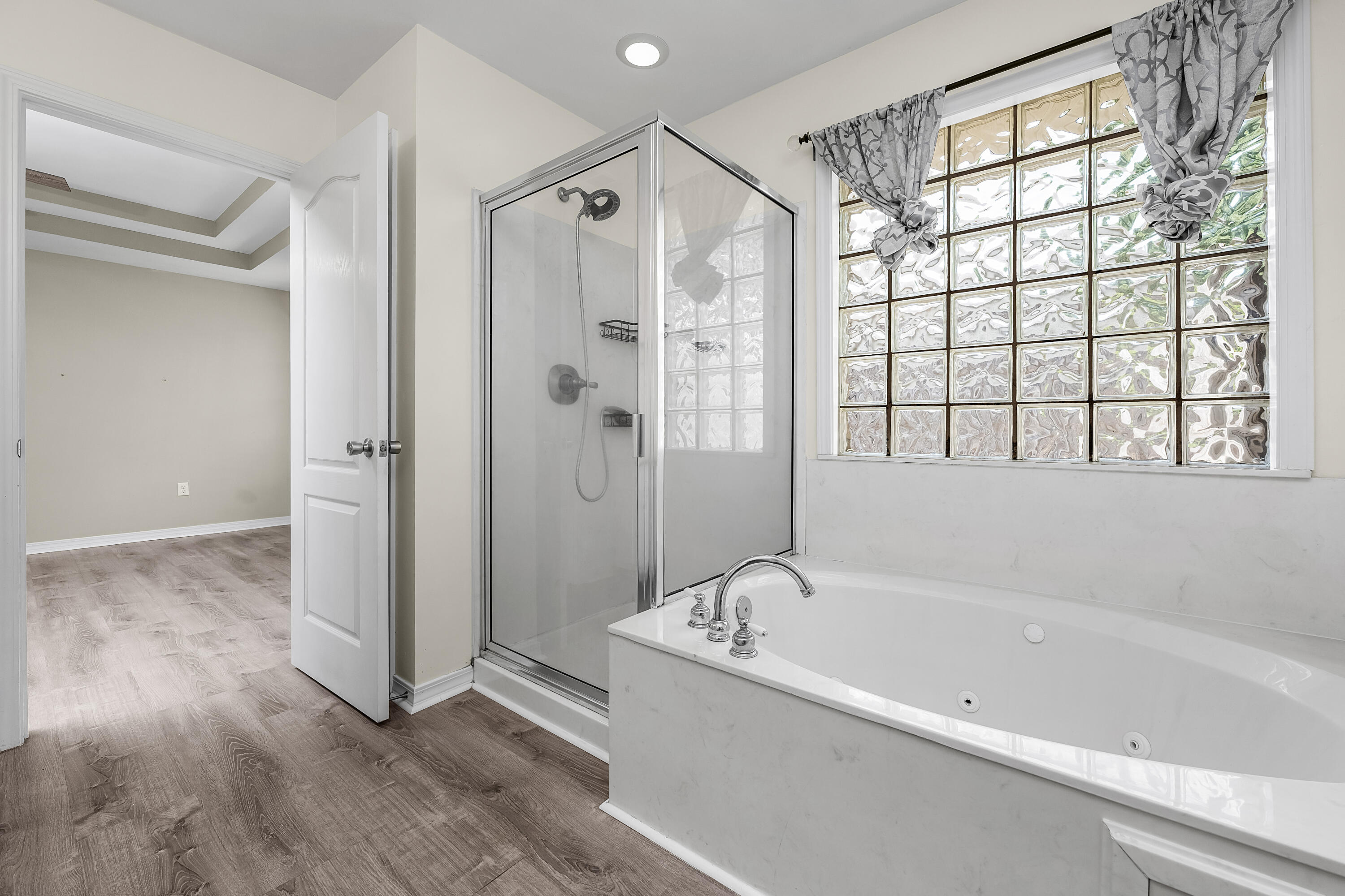 PINNACLE POINT - Residential