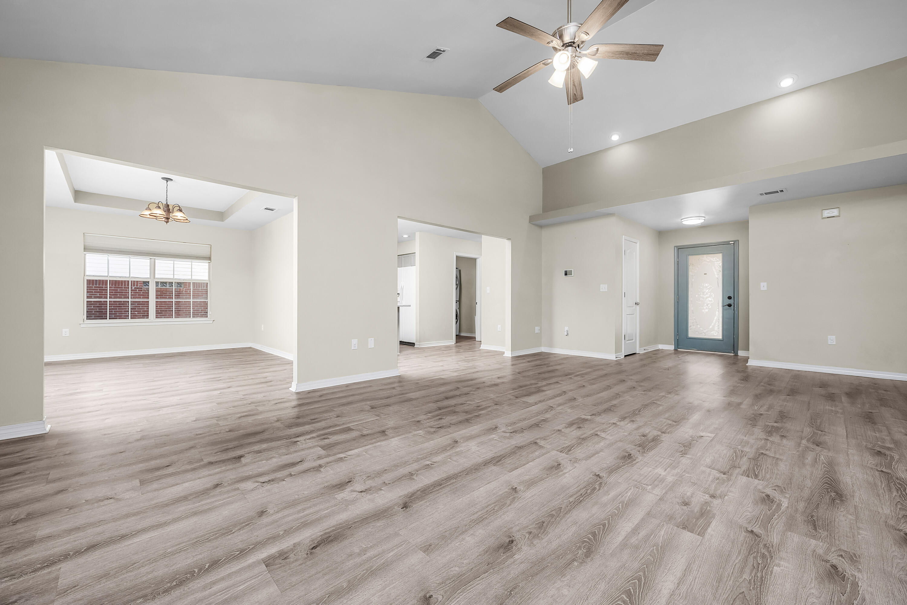 PINNACLE POINT - Residential