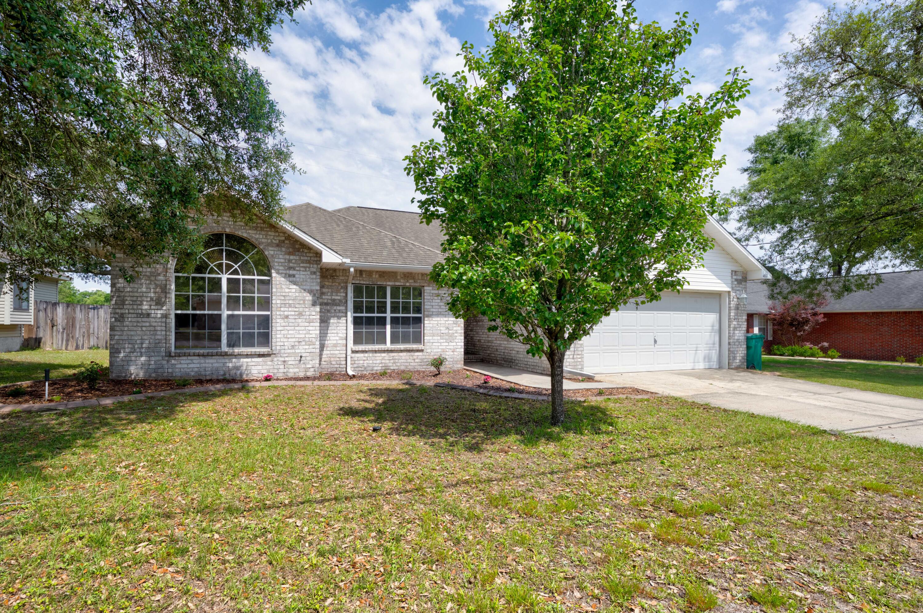 PINNACLE POINT - Residential