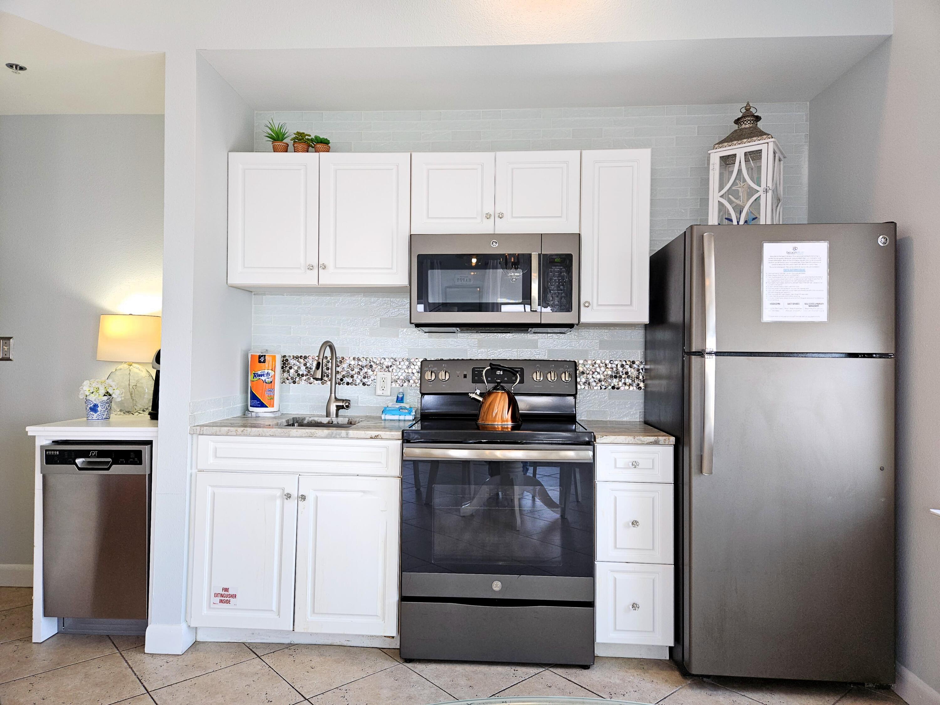 GULF PLACE TOWN CENTER CONDO - Residential