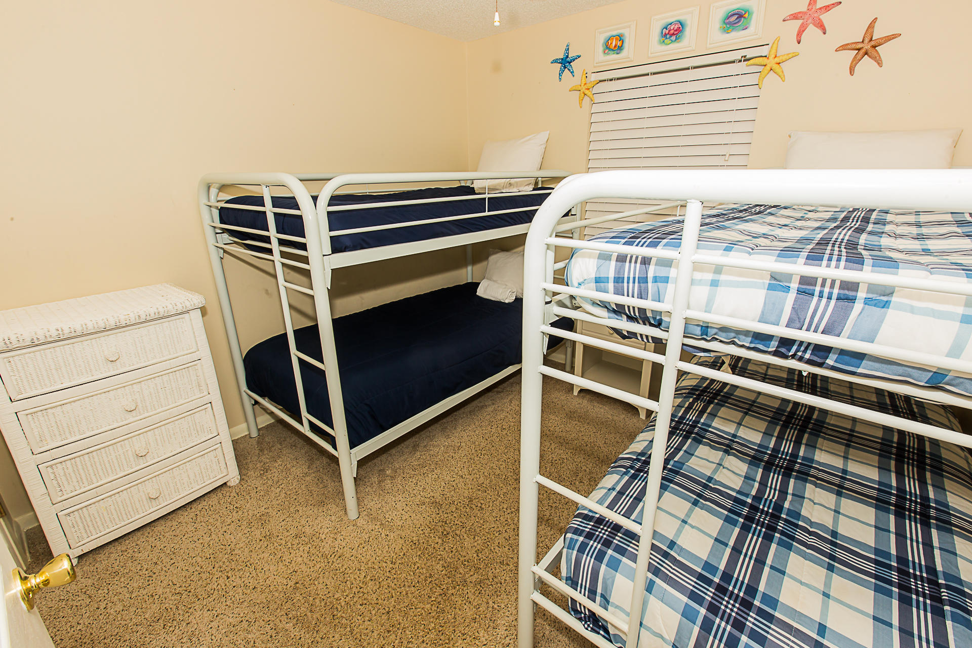 POOLSIDE VILLAS CONDO - Residential