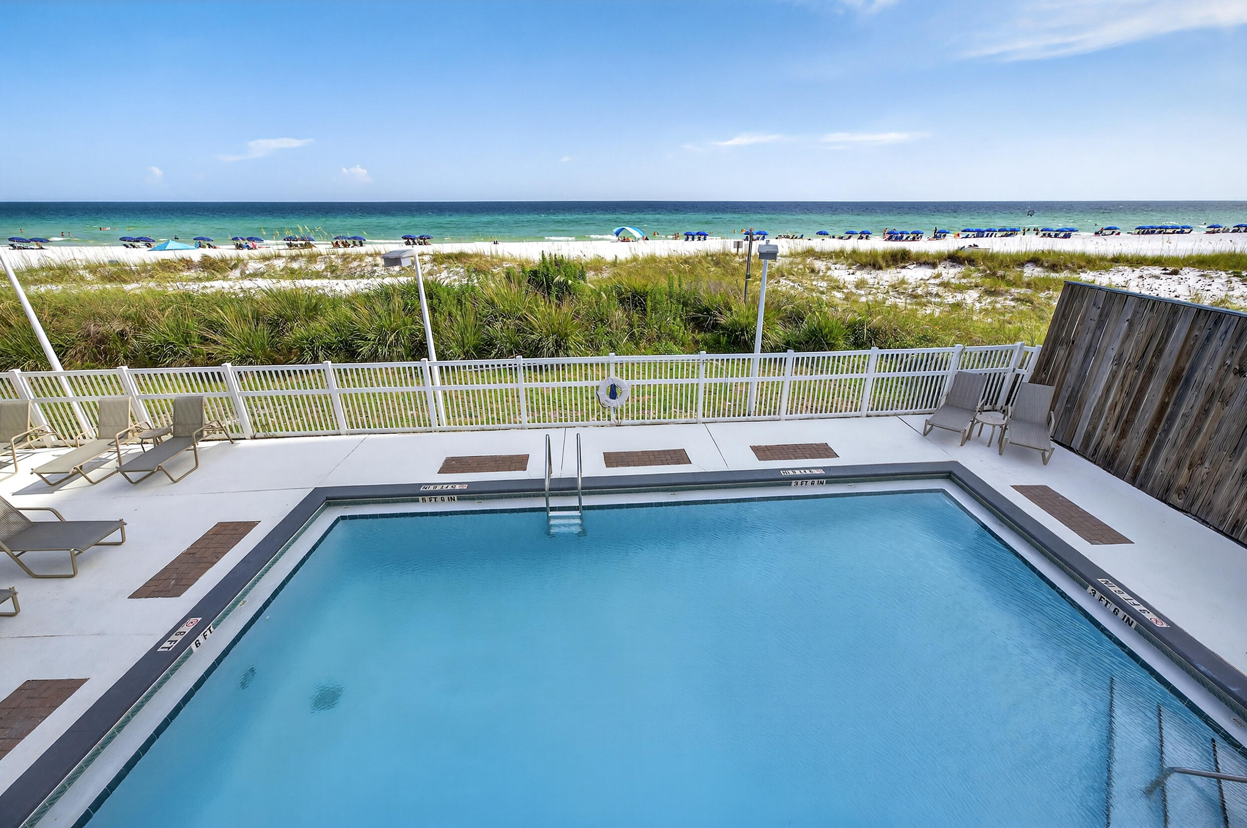 SEAFARER CONDO - Residential