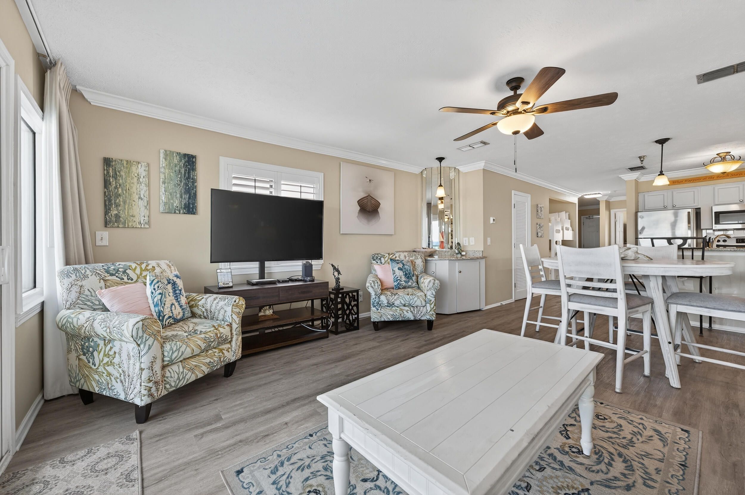 SEAFARER CONDO - Residential