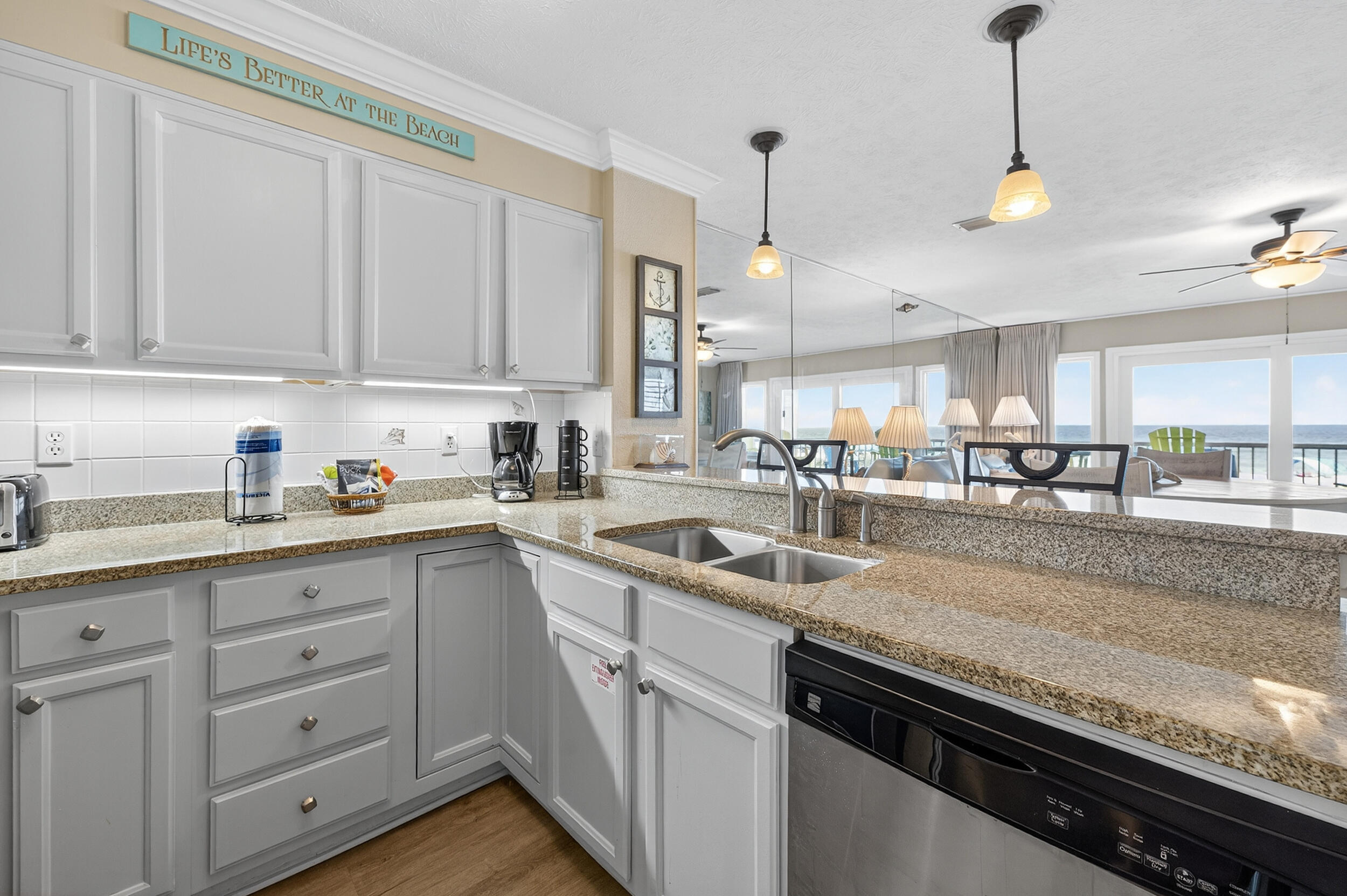 SEAFARER CONDO - Residential