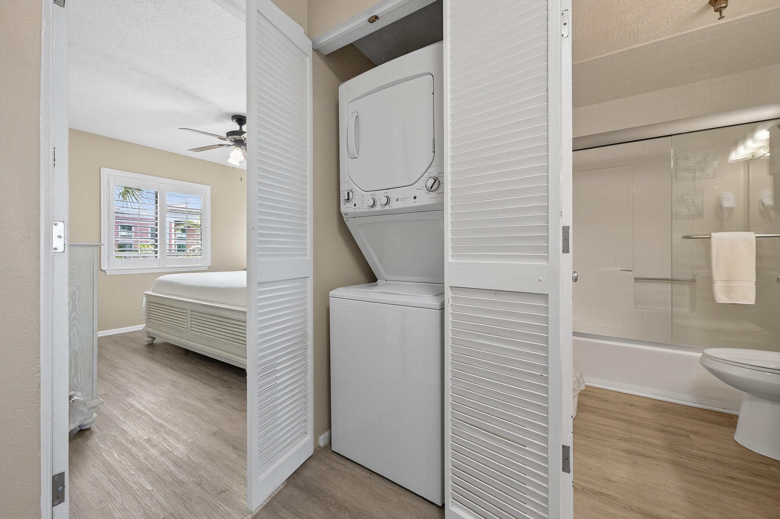 SEAFARER CONDO - Residential
