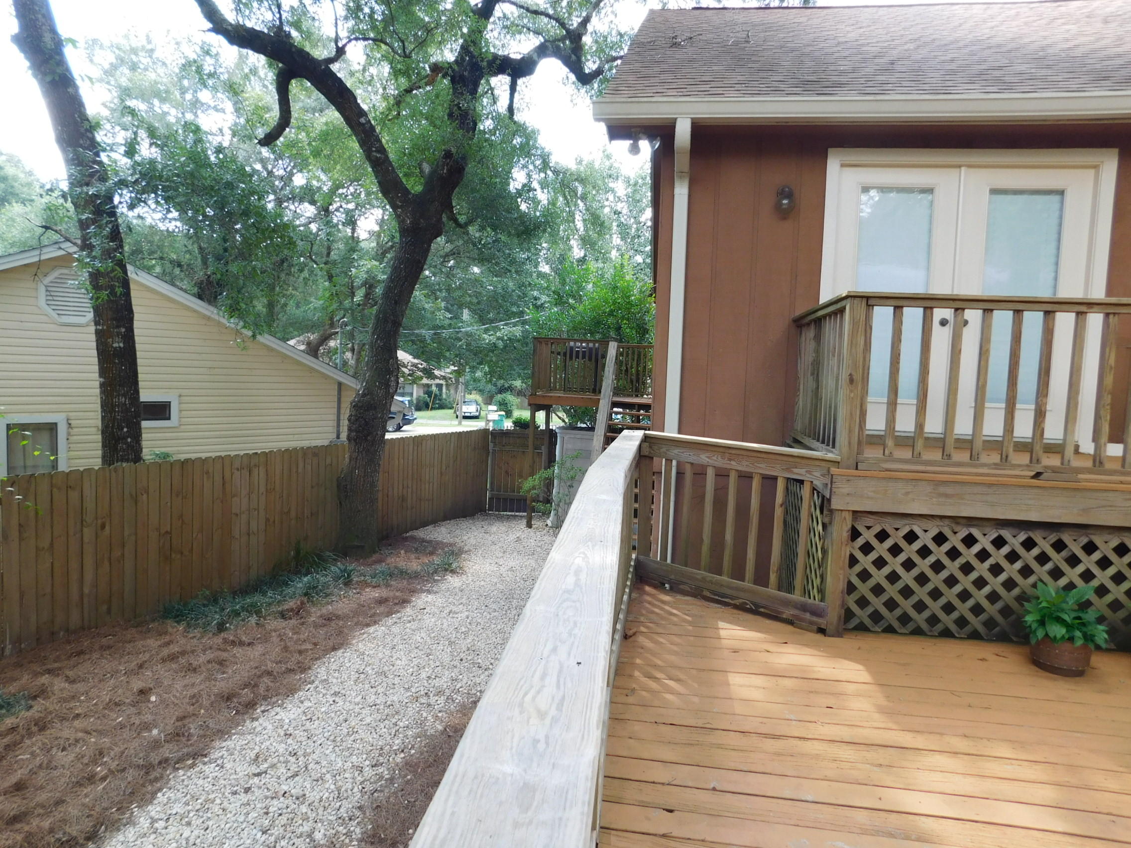 CREEKSIDE 4 - Residential