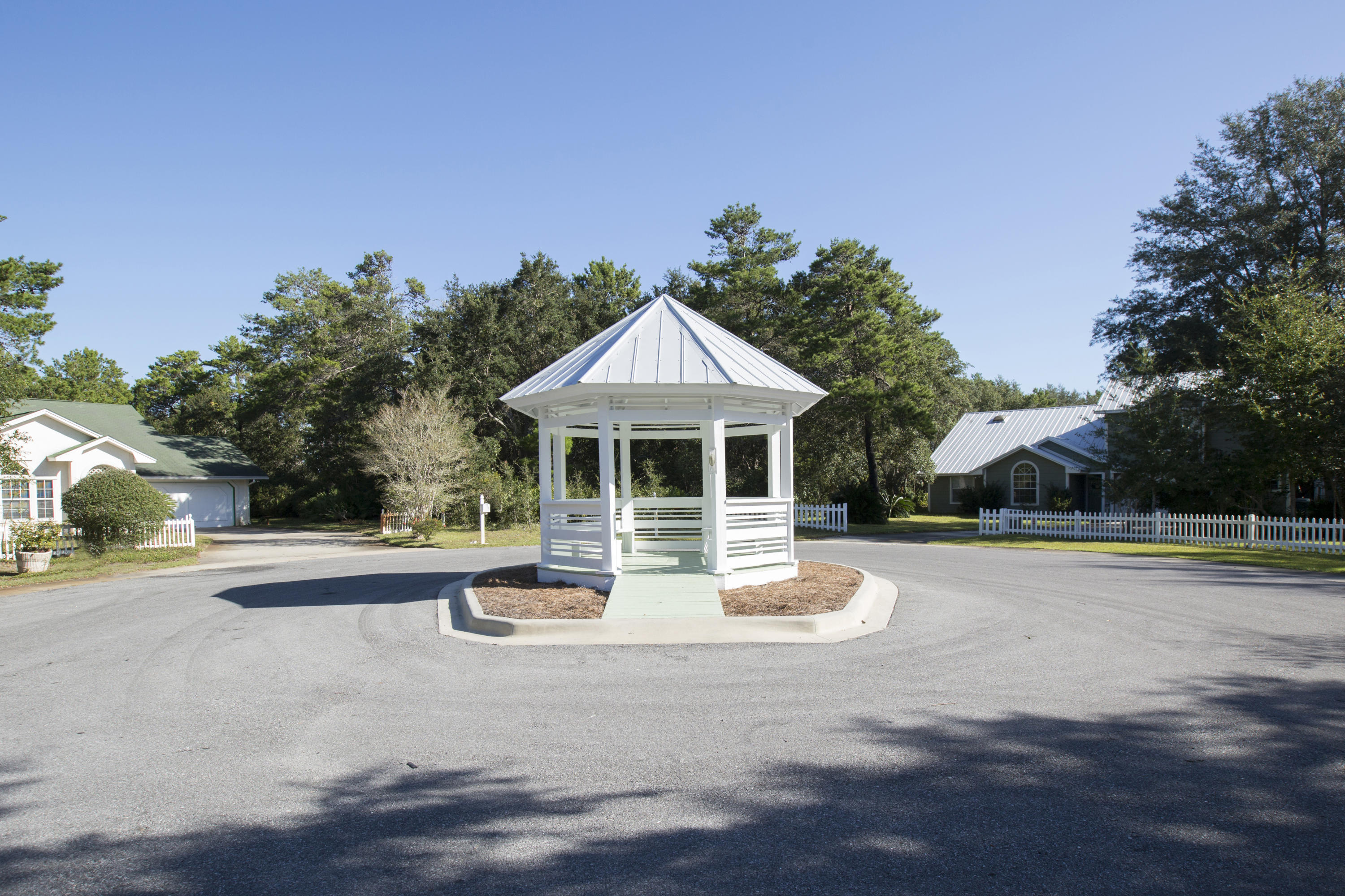 SEABREEZE 1ST ADDN - Residential