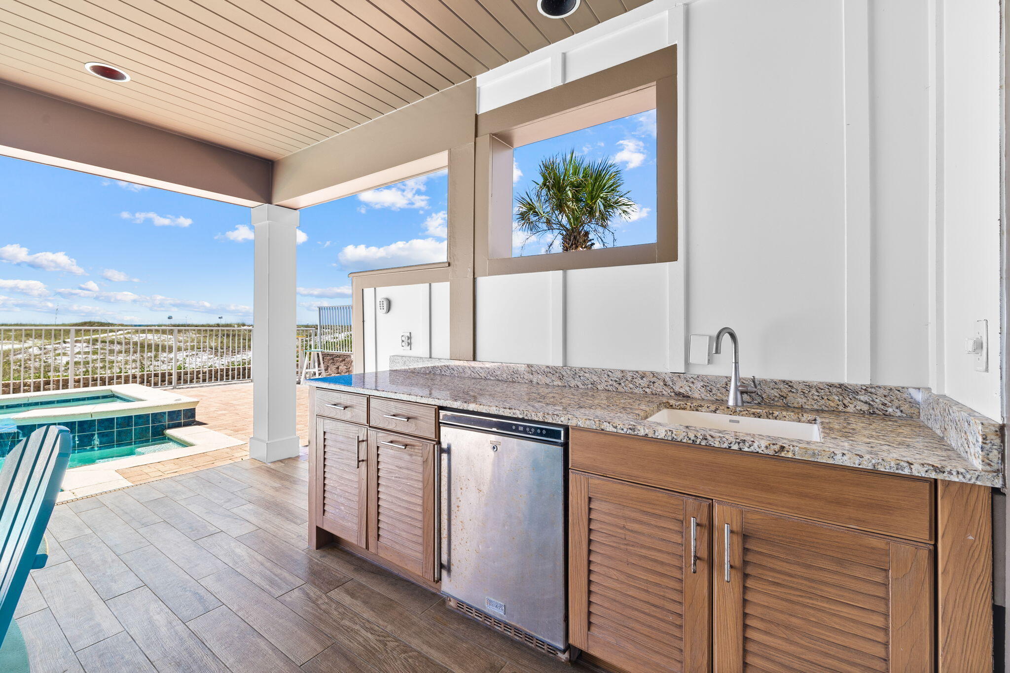 GRAYTON BEACH - Residential