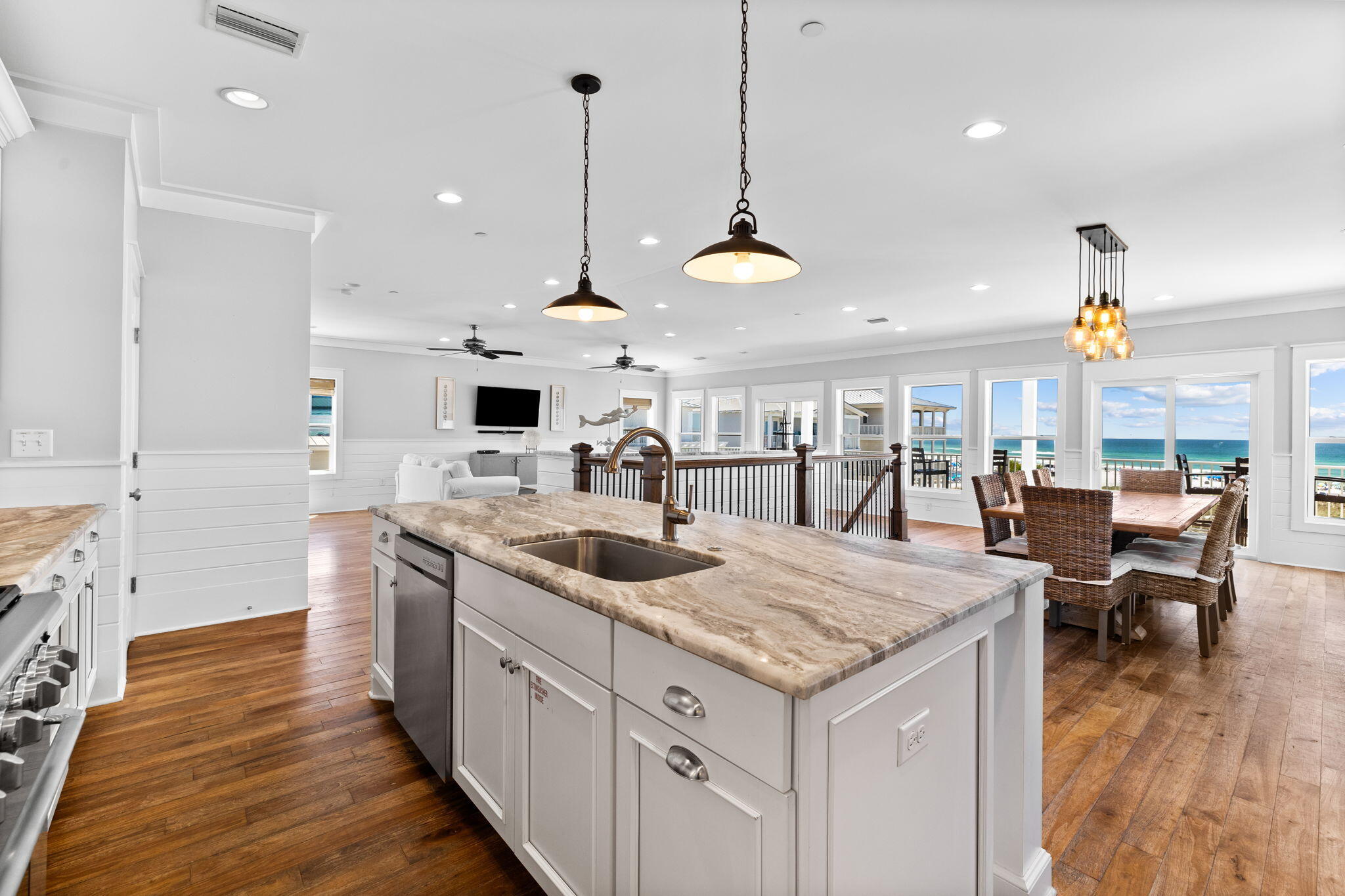 GRAYTON BEACH - Residential