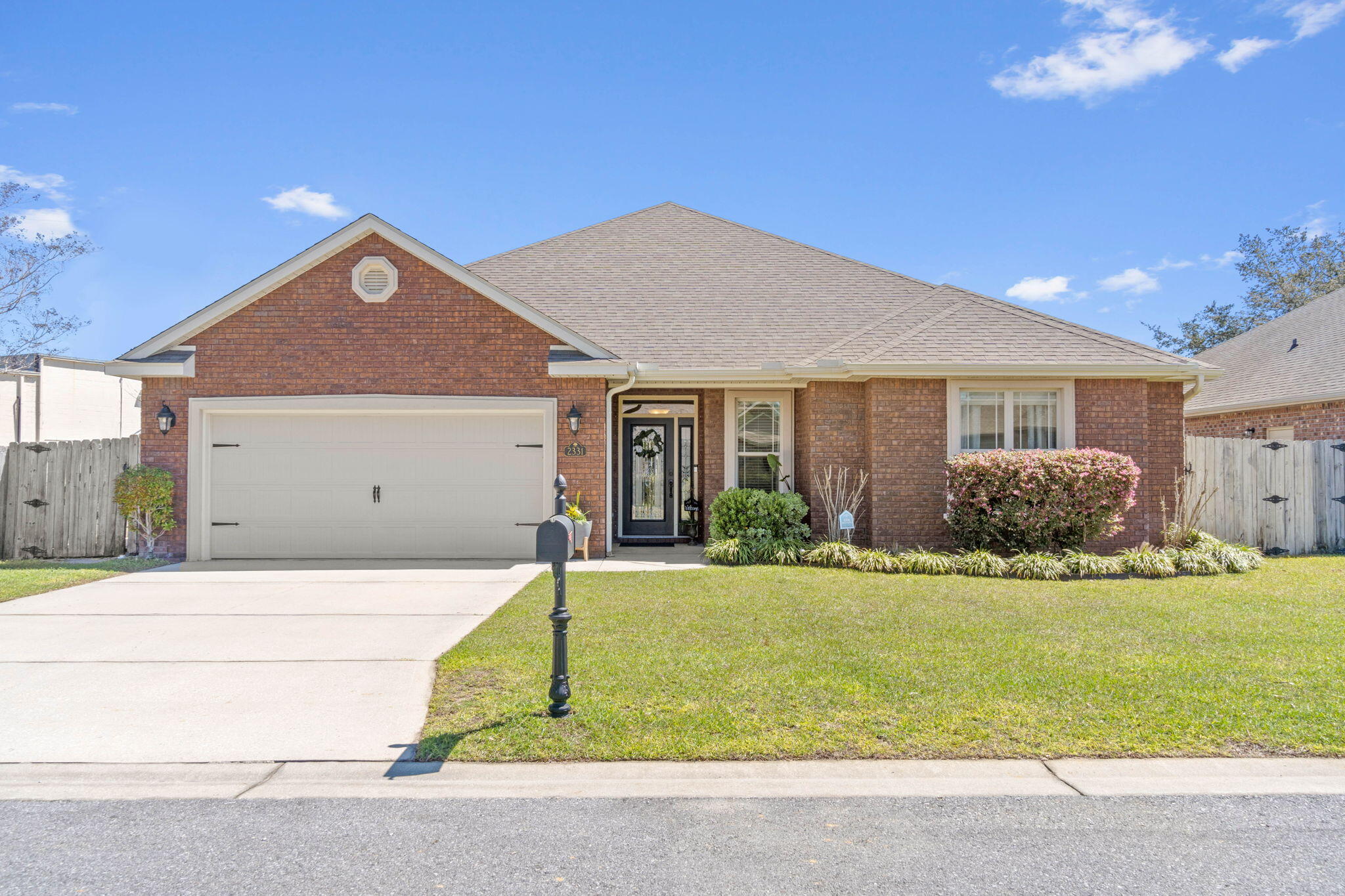 MAJESTIC OAKS - Residential