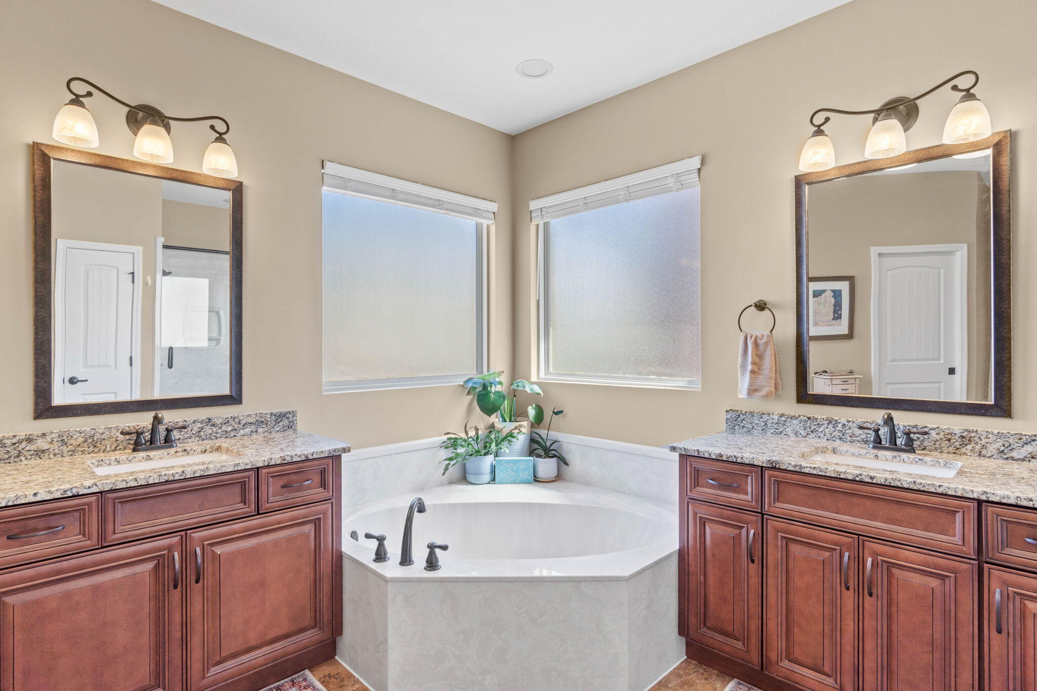 MAJESTIC OAKS - Residential