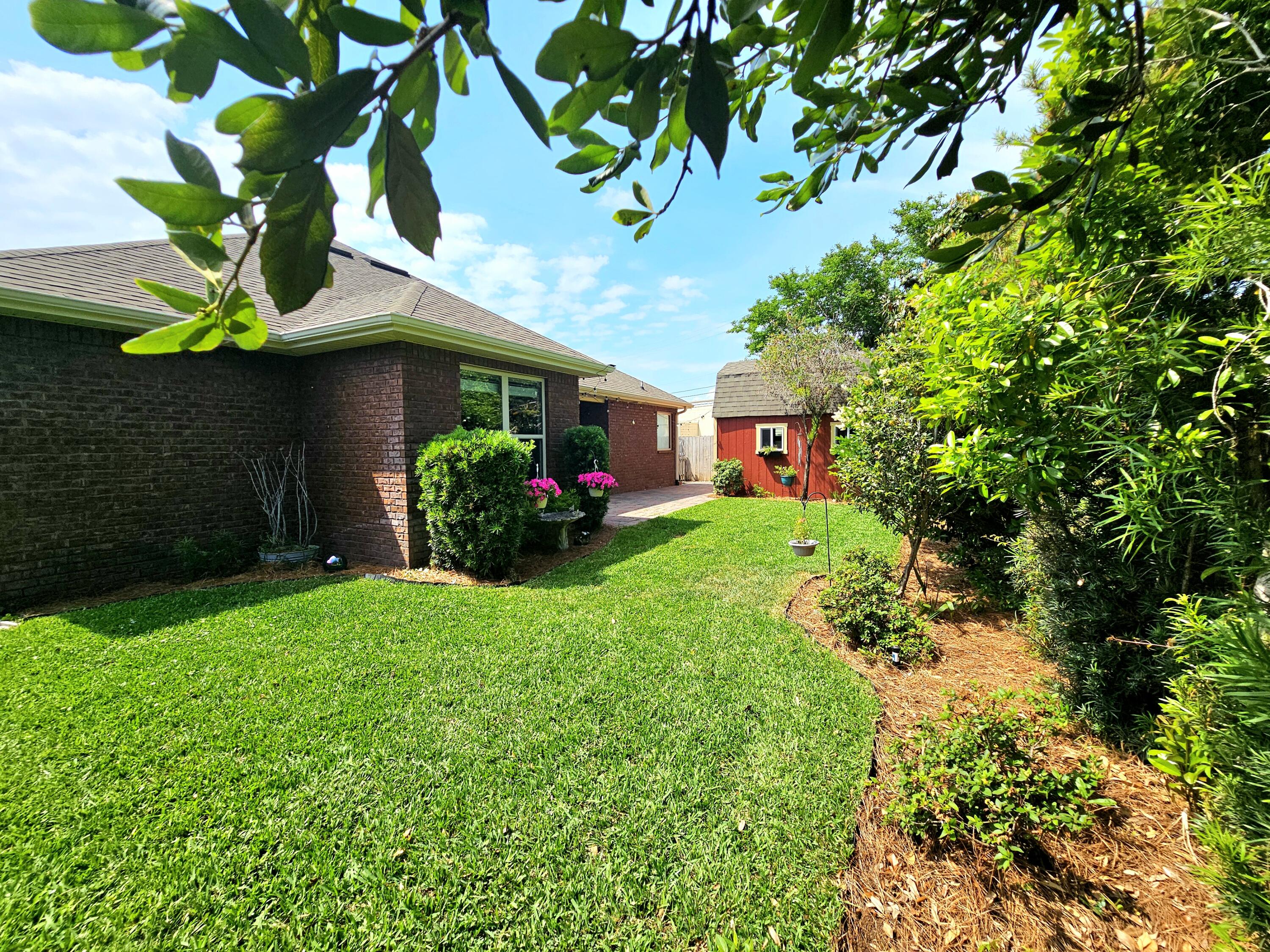 MAJESTIC OAKS - Residential
