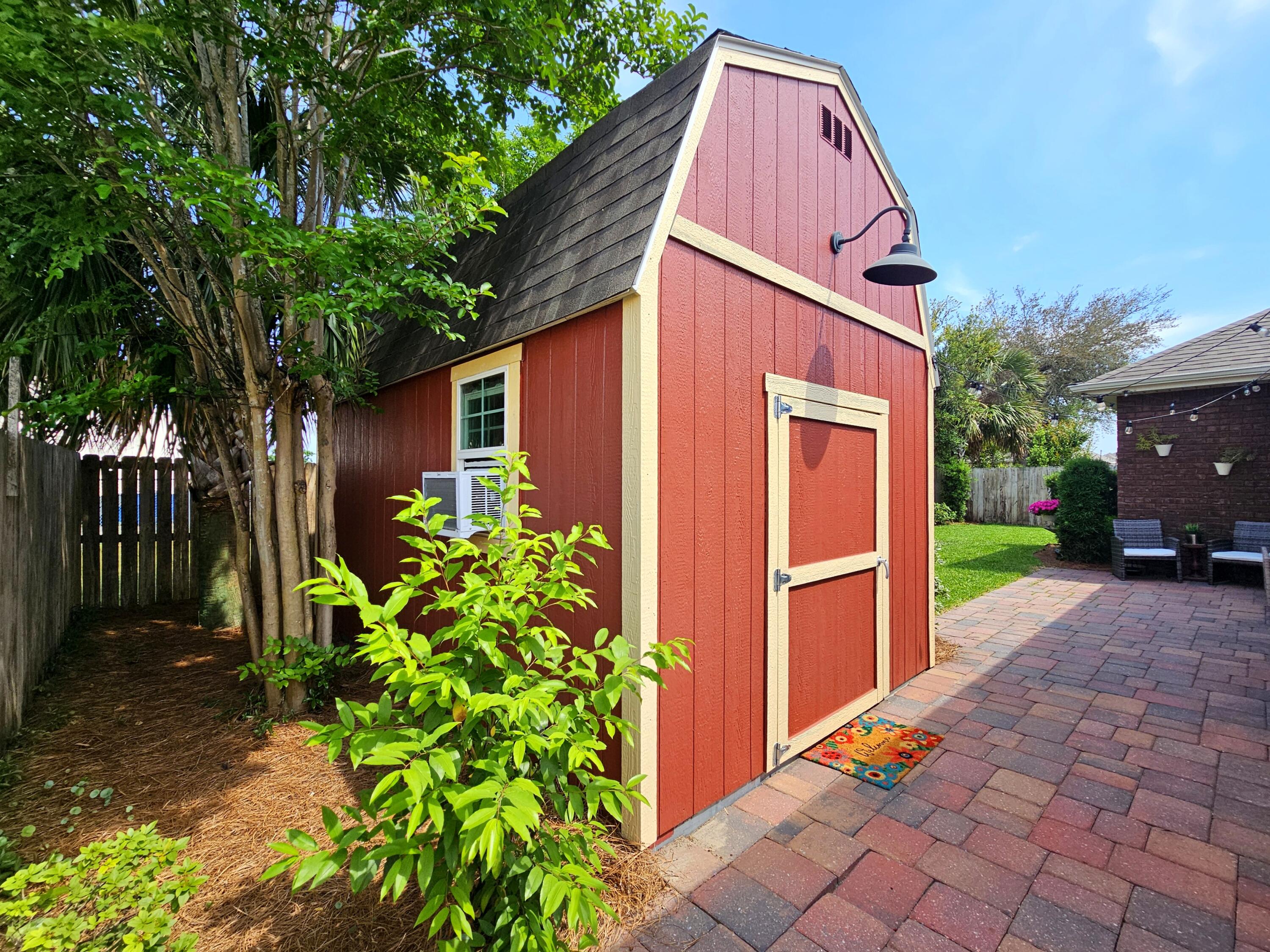 MAJESTIC OAKS - Residential