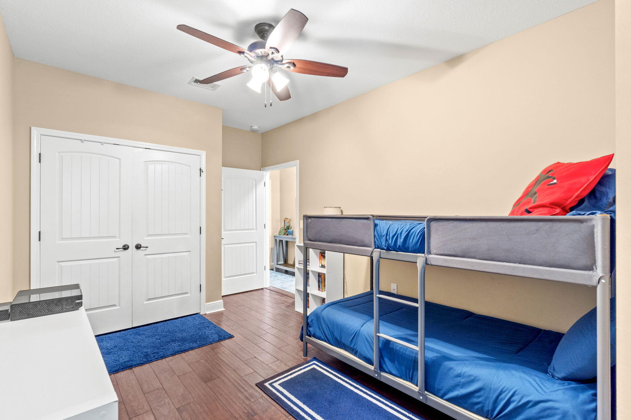 MAJESTIC OAKS - Residential