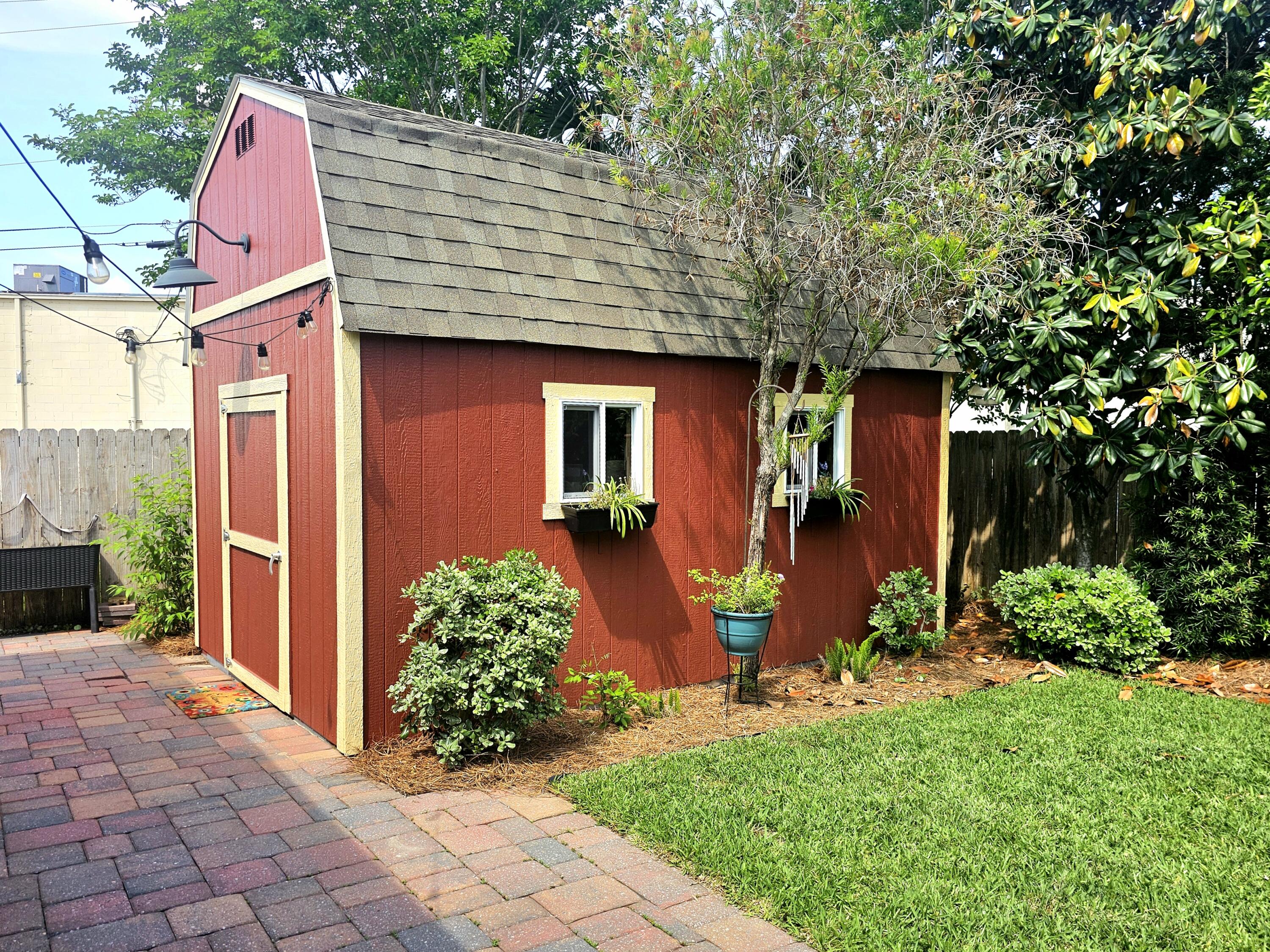 MAJESTIC OAKS - Residential