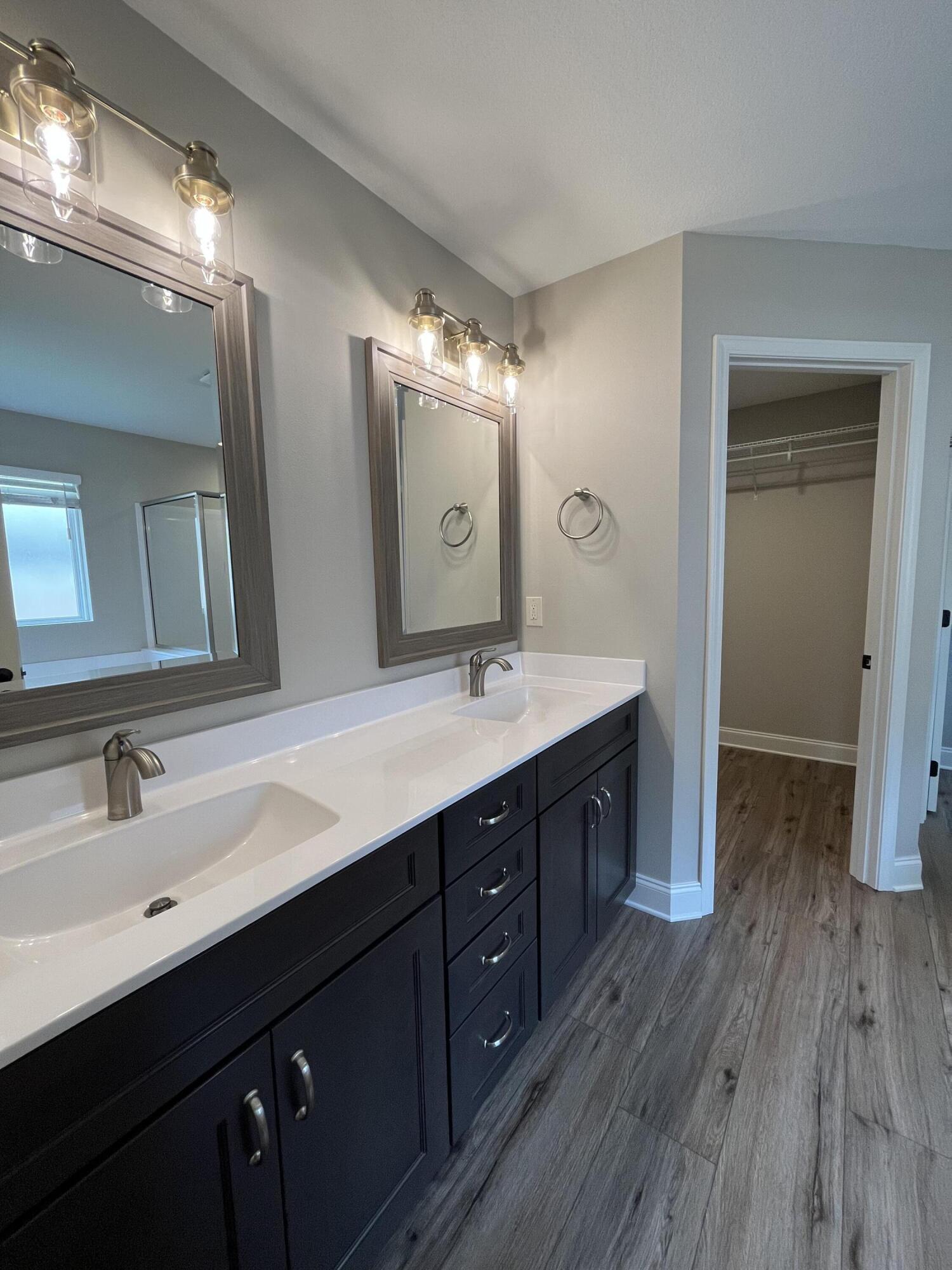 BAY RIDGE ADD LOT 14 BLK 1 - Residential Lease